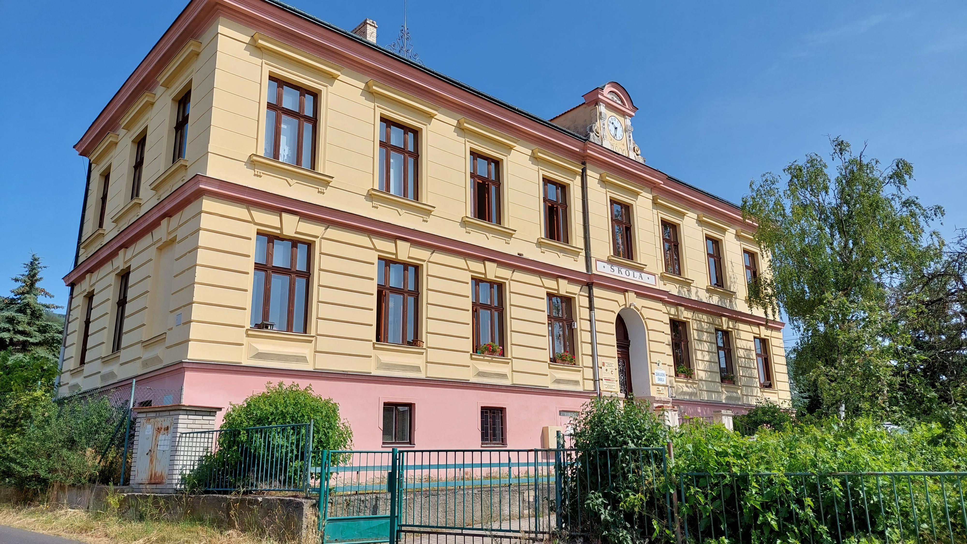 Masarykova ZŠ a MŠ Krupka, Fučíkova