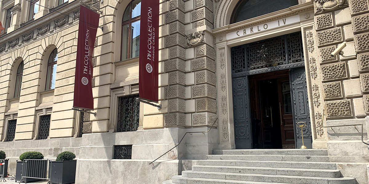 MR.PARKIT - Parking Hotel Carlo IV