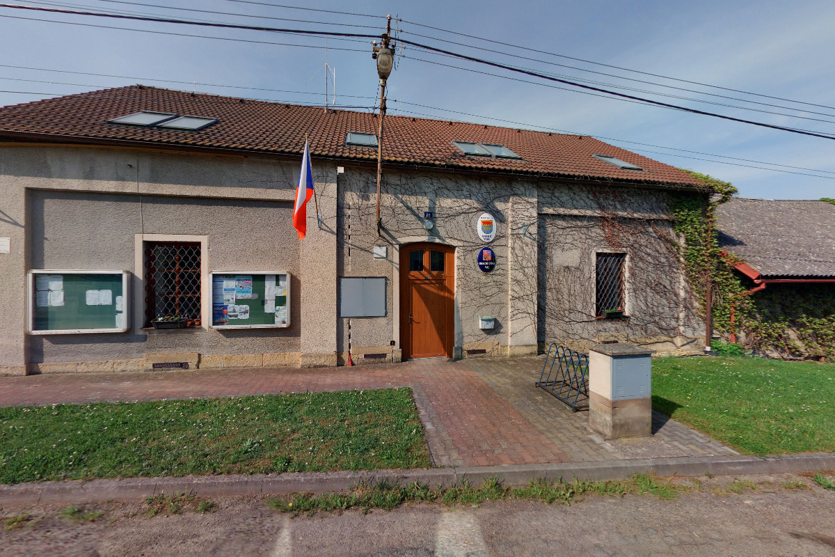 Val - obecní úřad