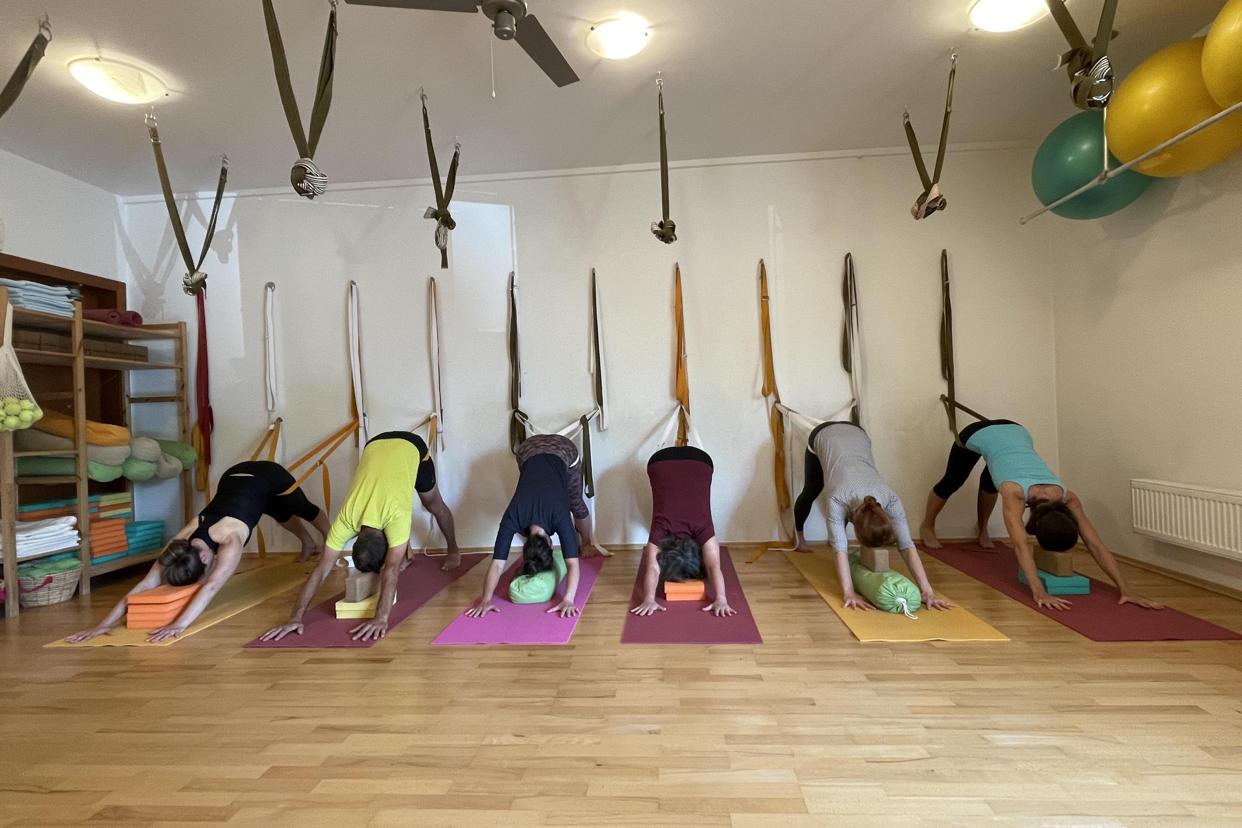 Jóga Centrum - Mgr. Monika Úlehlová