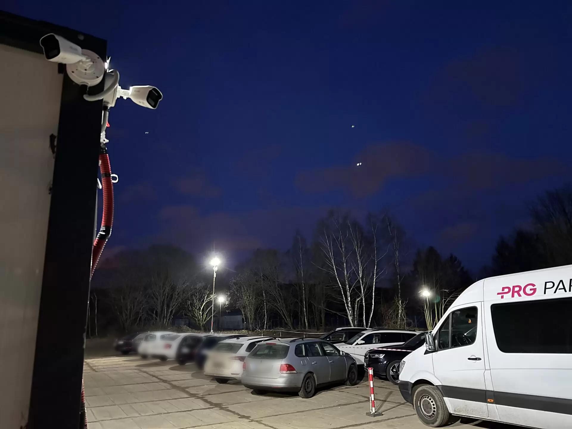 PRG Parking - Parkoviště u letiště Praha foto 4