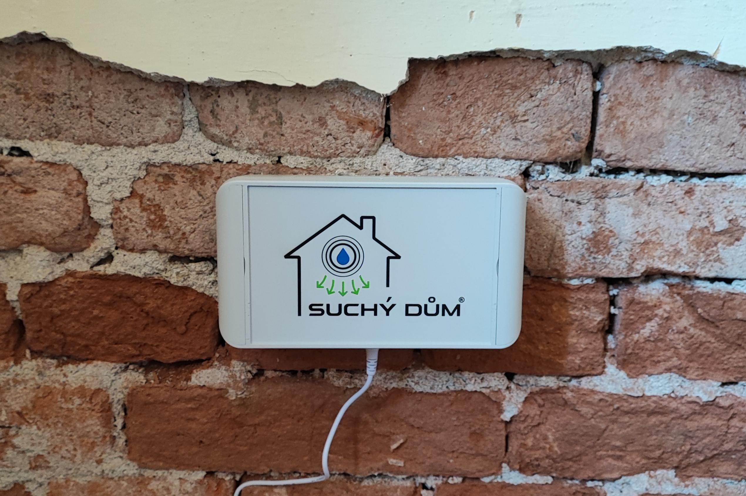 SUCHÝ DŮM