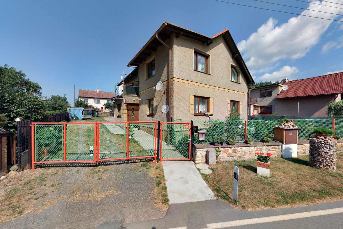 Zakázkové krejčovství Jitka Balvínová foto 2