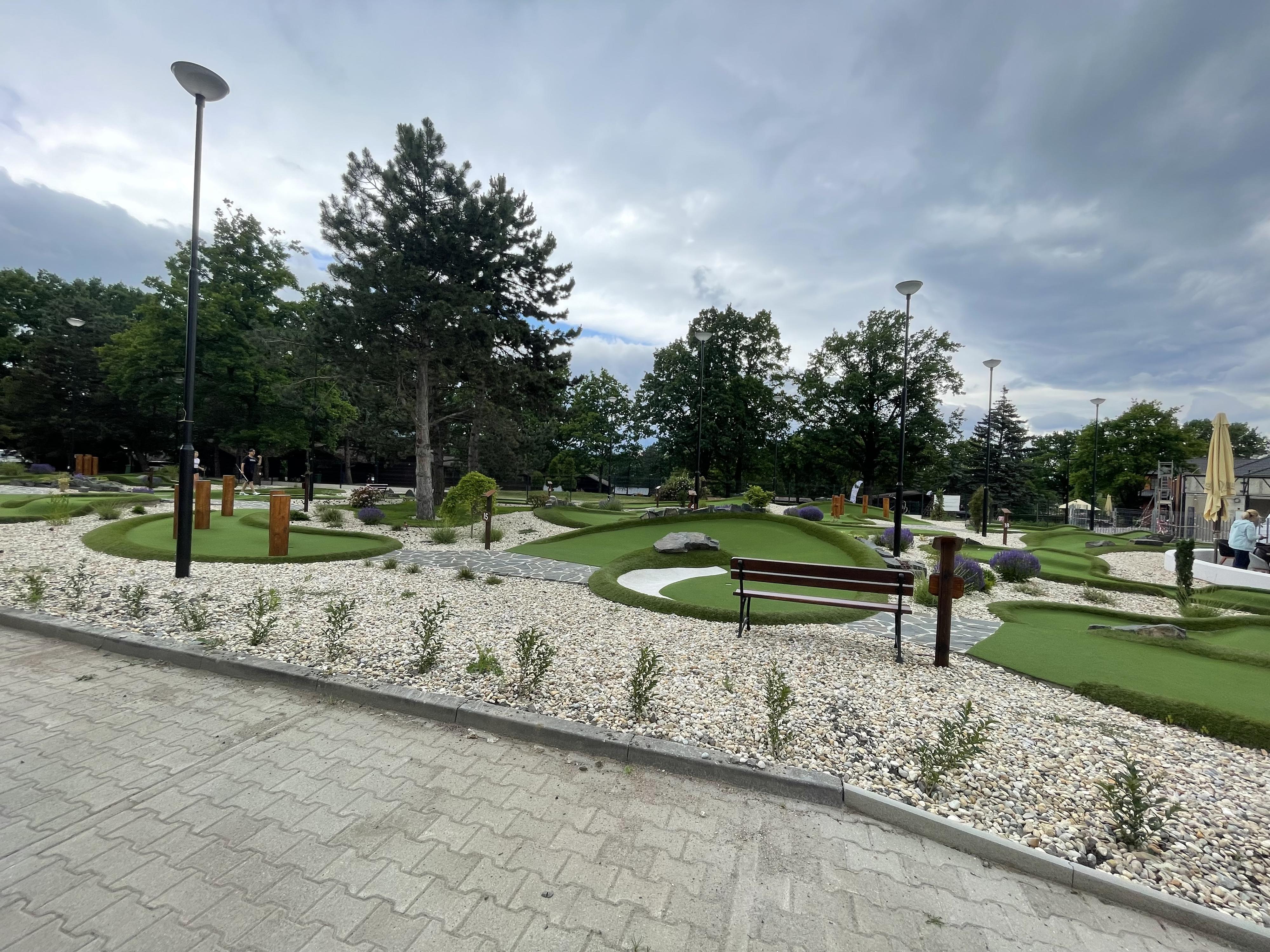 Minigolf - Kamencové jezero