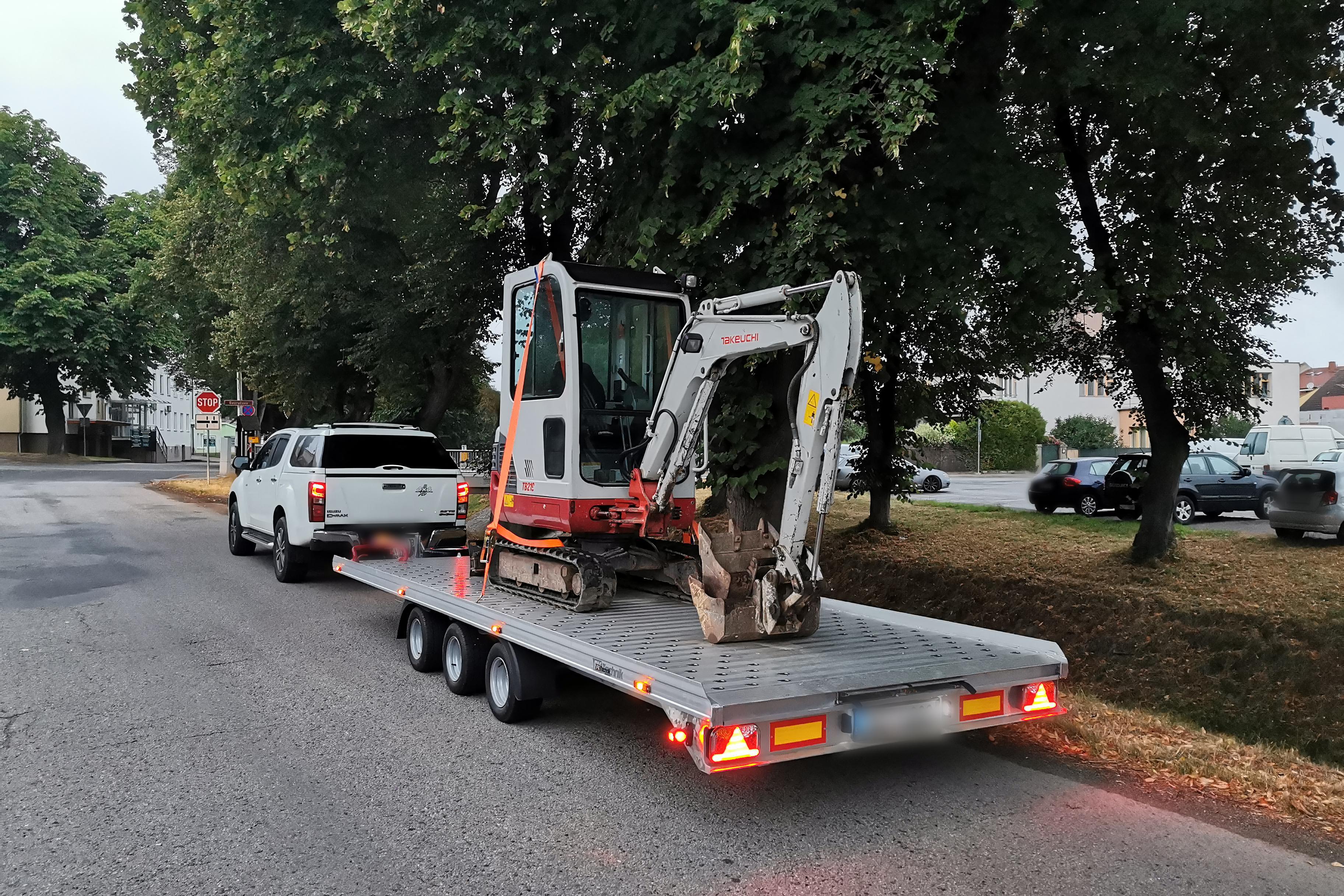 Zemní práce, autodoprava Stanislav Mikulík