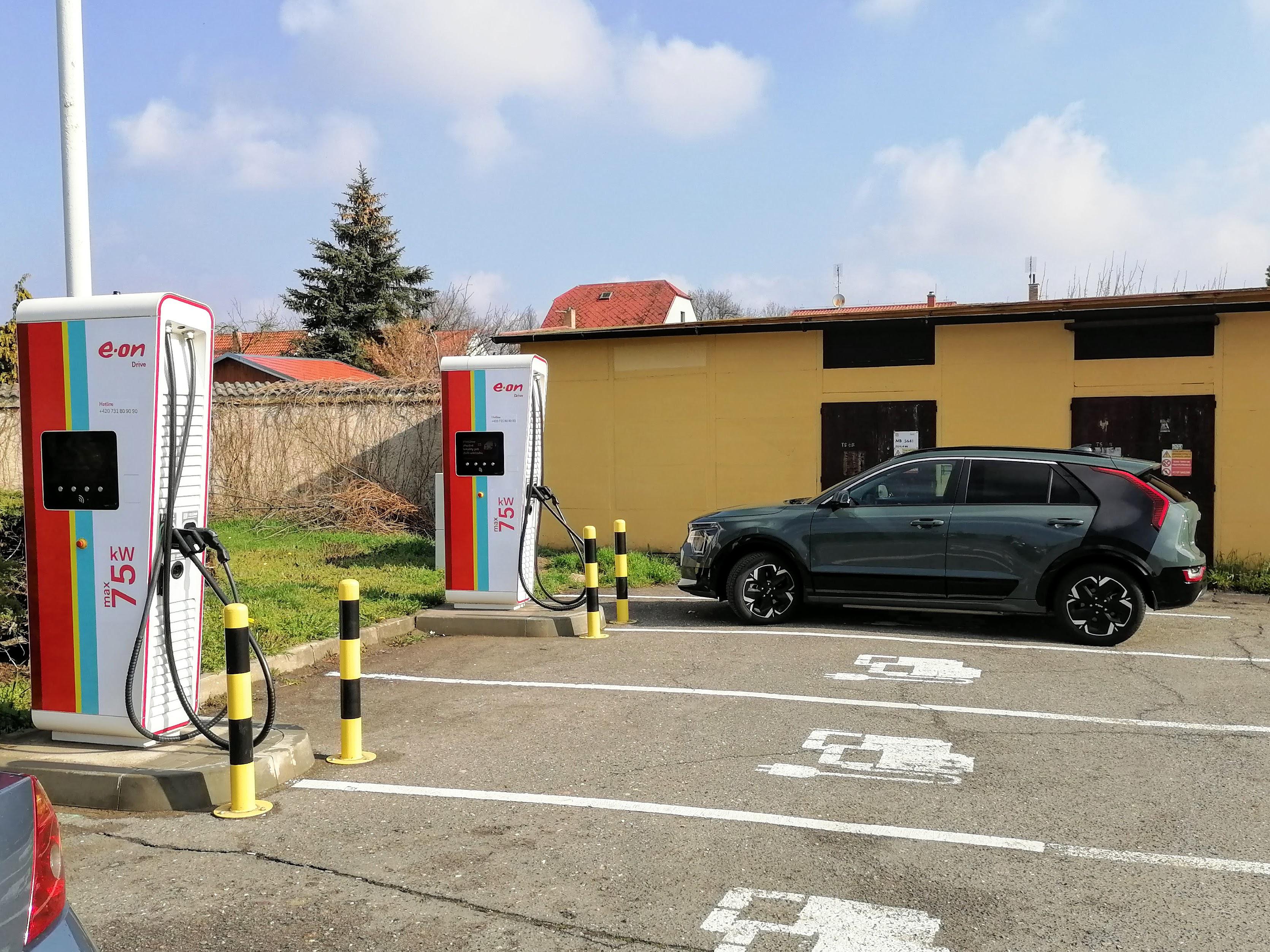Dobíjecí stanice E.ON Drive
