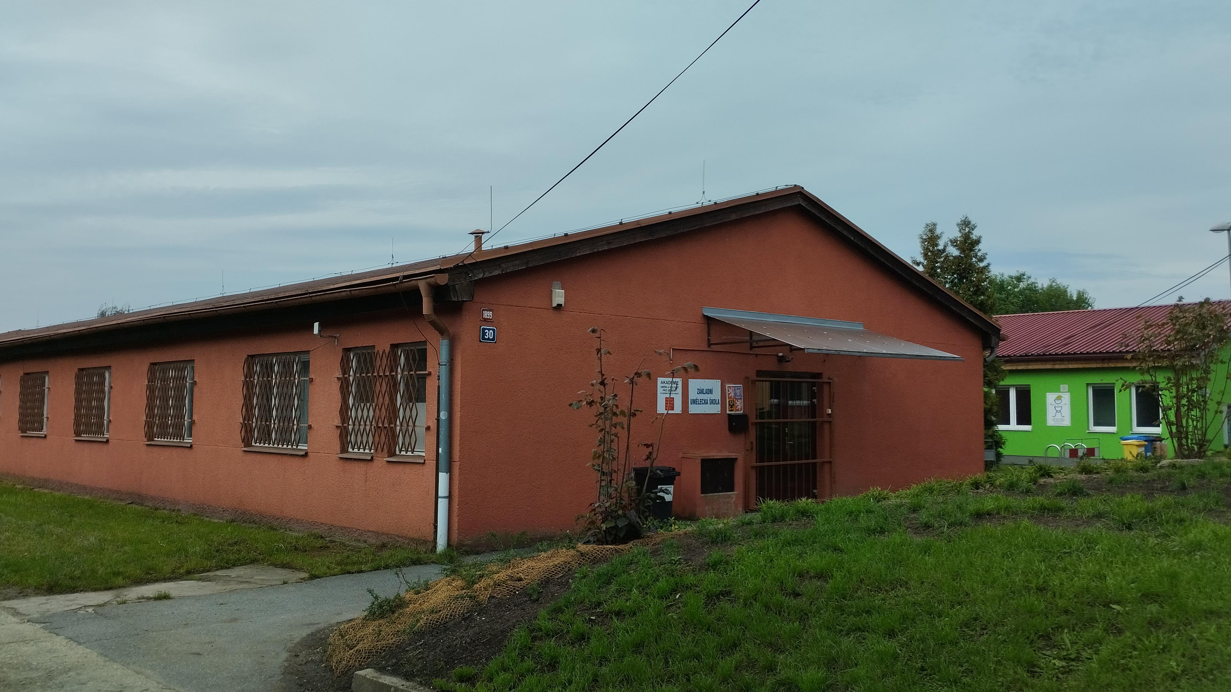 Základní umělecká škola, Praha 9, Ratibořická 30