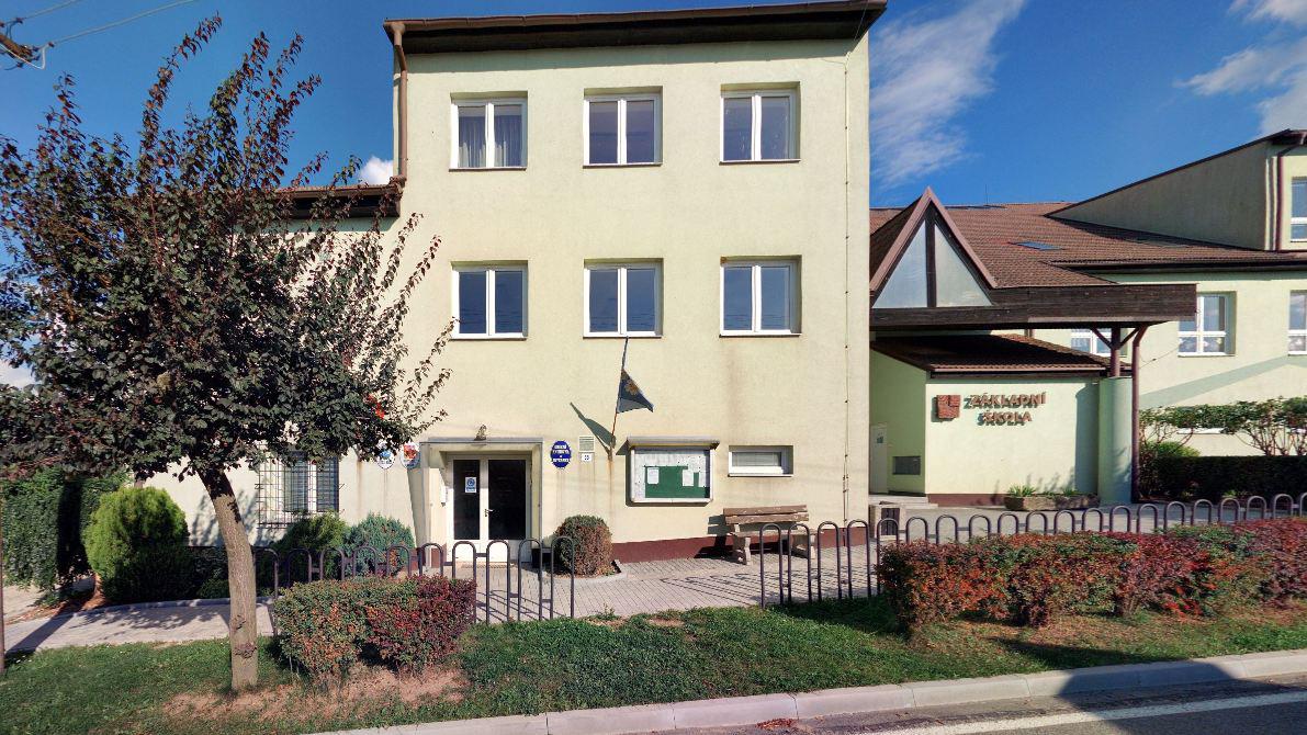 Staré Hobzí - obecní úřad foto 3