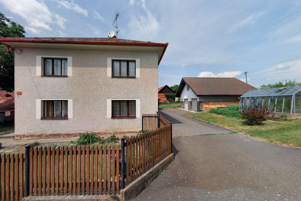 Petr Veverka - prodej autodílů