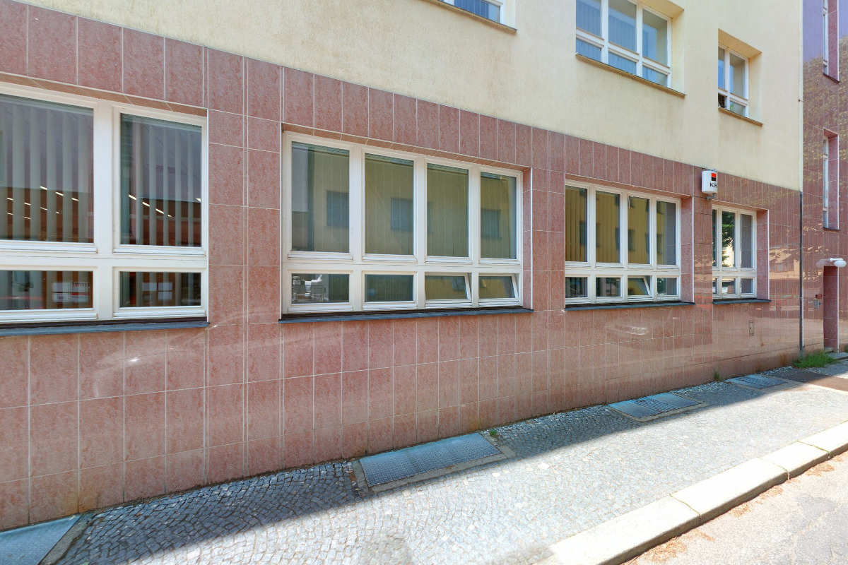 Mgr. Lenka Korečková, advokát