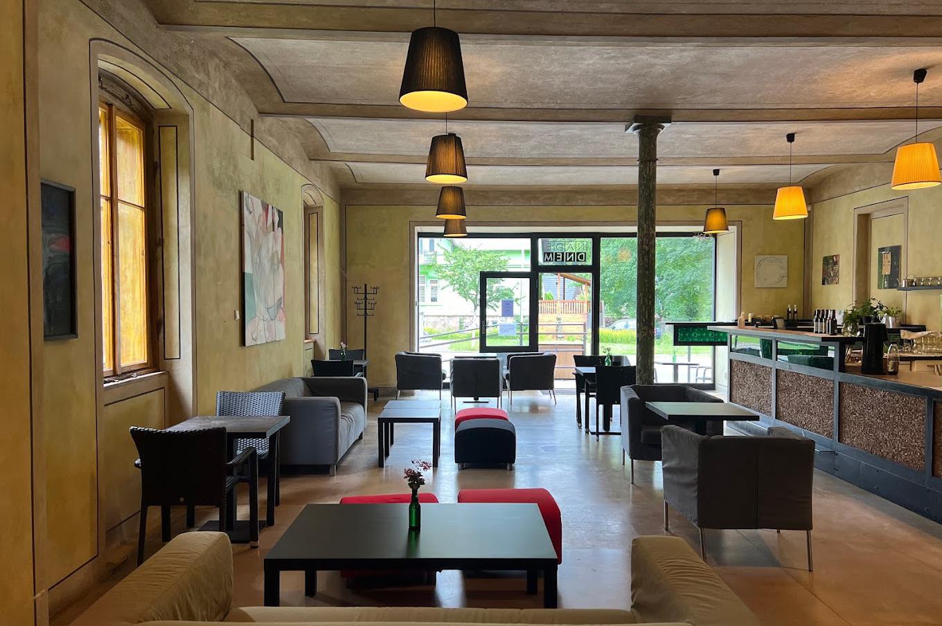 KAFE & VÍNO Nade Dnem