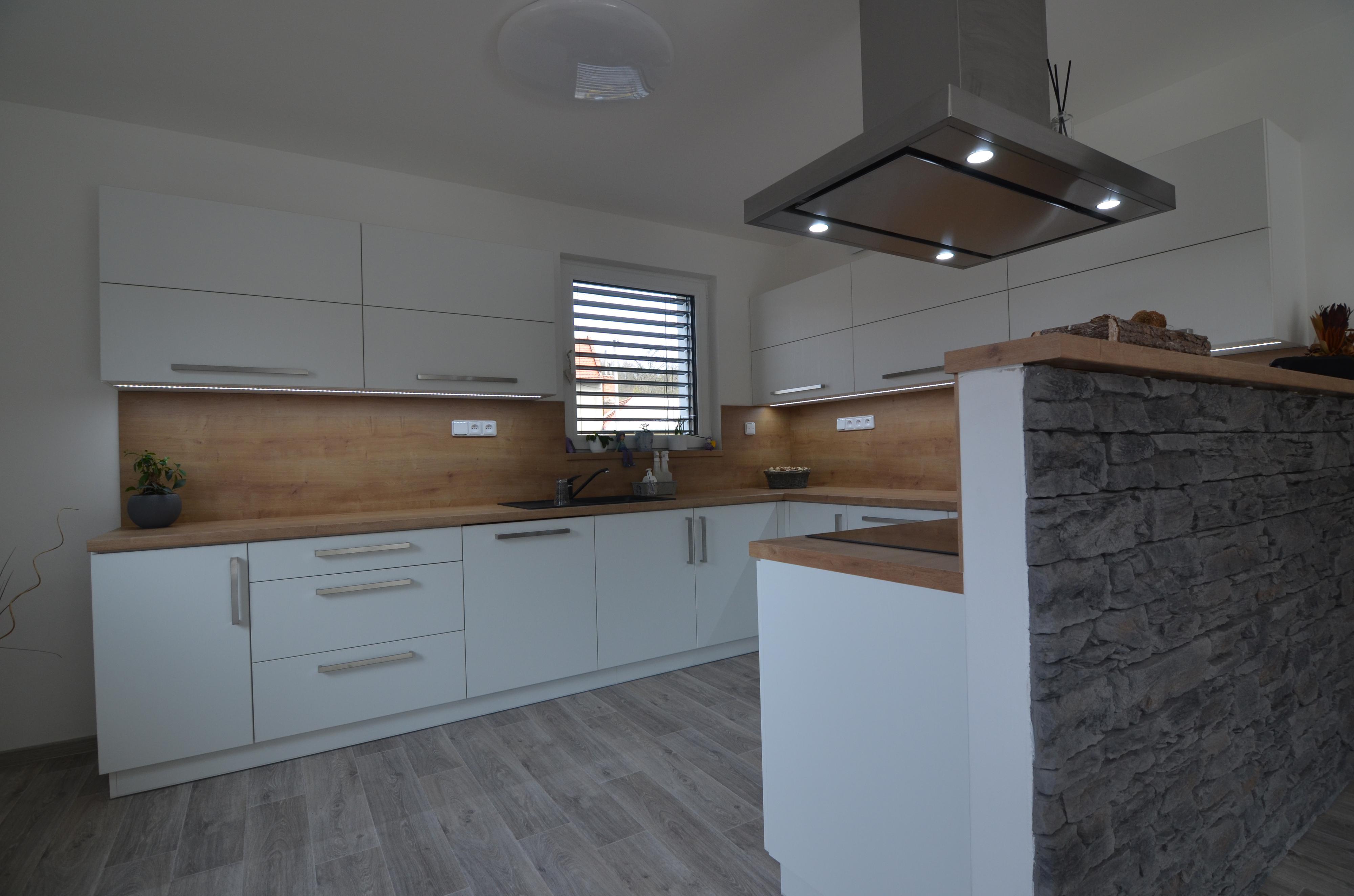 Tristol interiér foto 2