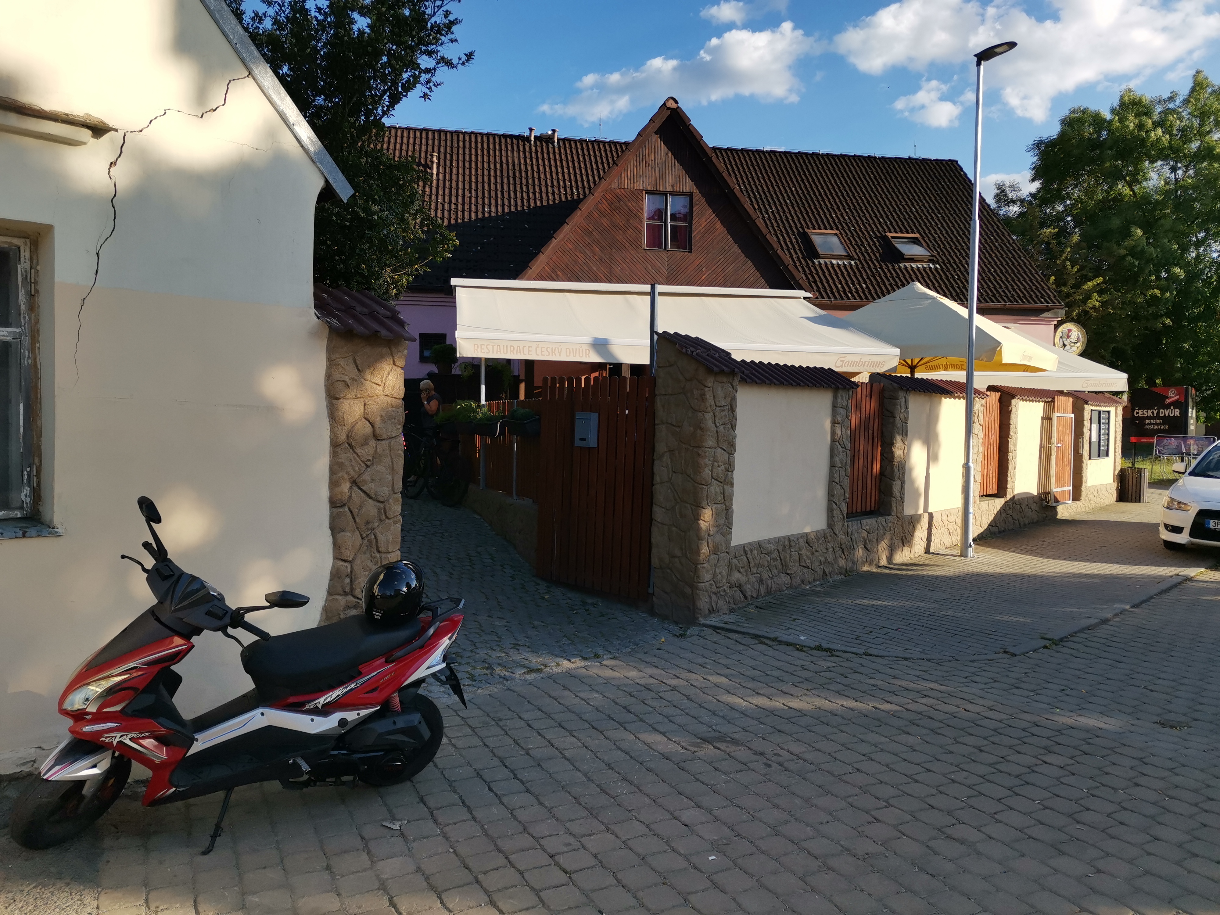 Restaurace Český Dvůr foto 2