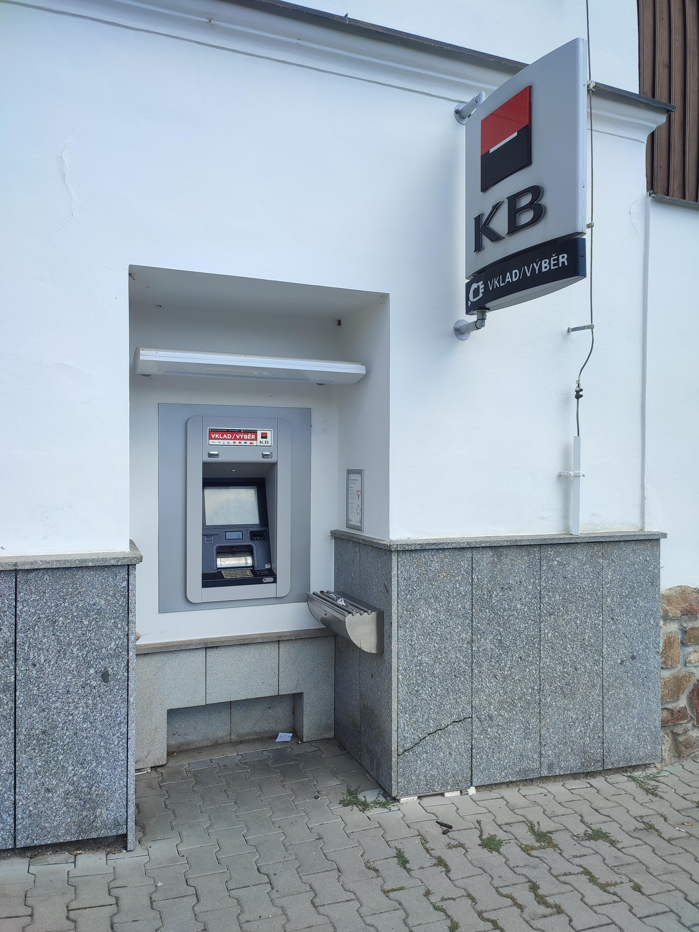 Bankomat Komerční banky foto 2