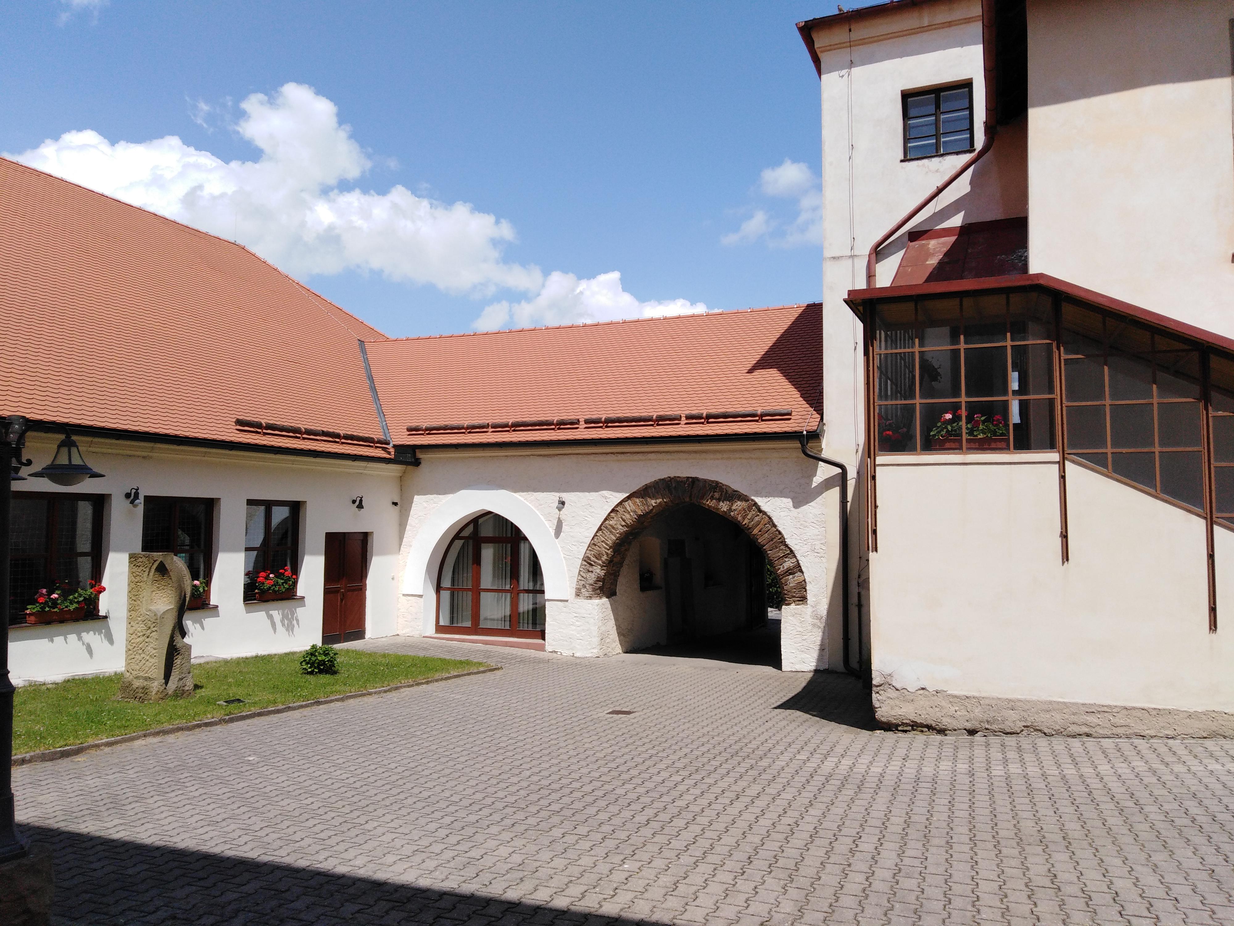 Suchdol - úřad městyse