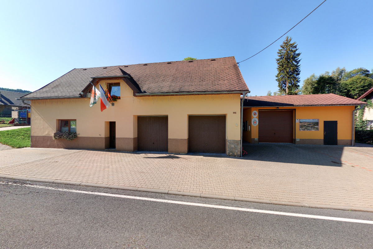 Kopřivná - obecní úřad foto 2
