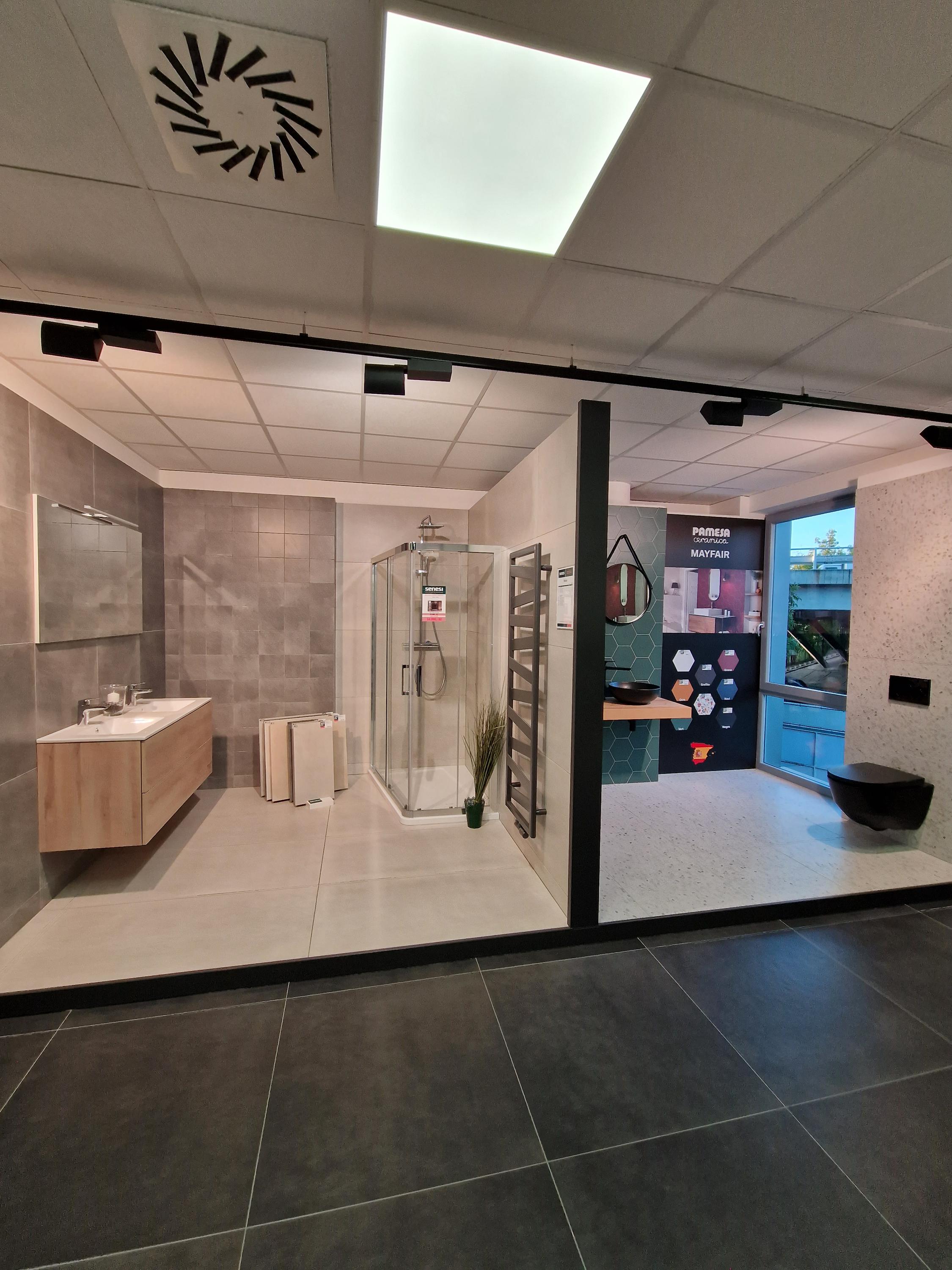 SENESI - koupelny a kuchyně foto 2