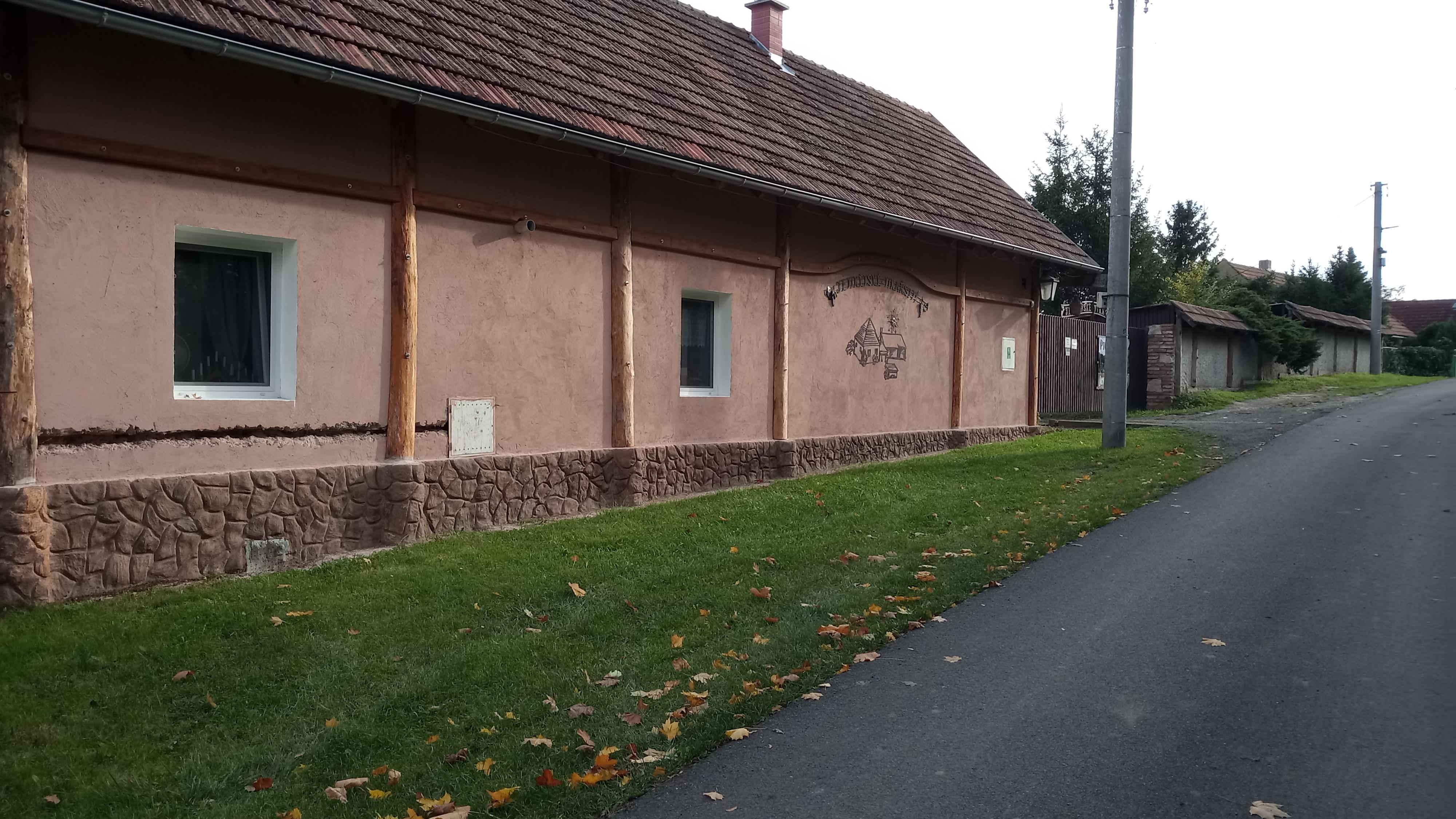 Jevíněvské vinařství foto 3