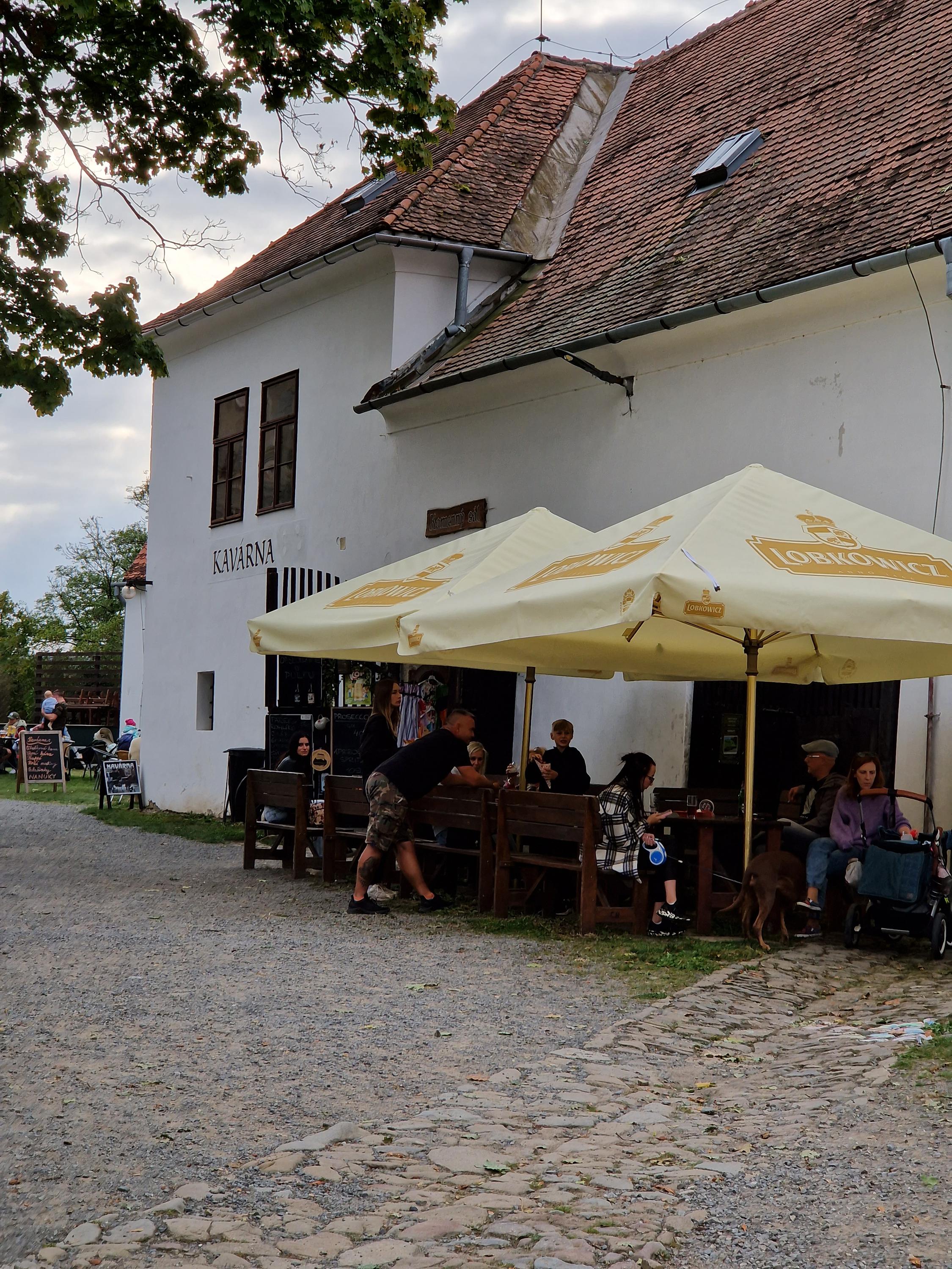 Zámecká kavárna foto 6