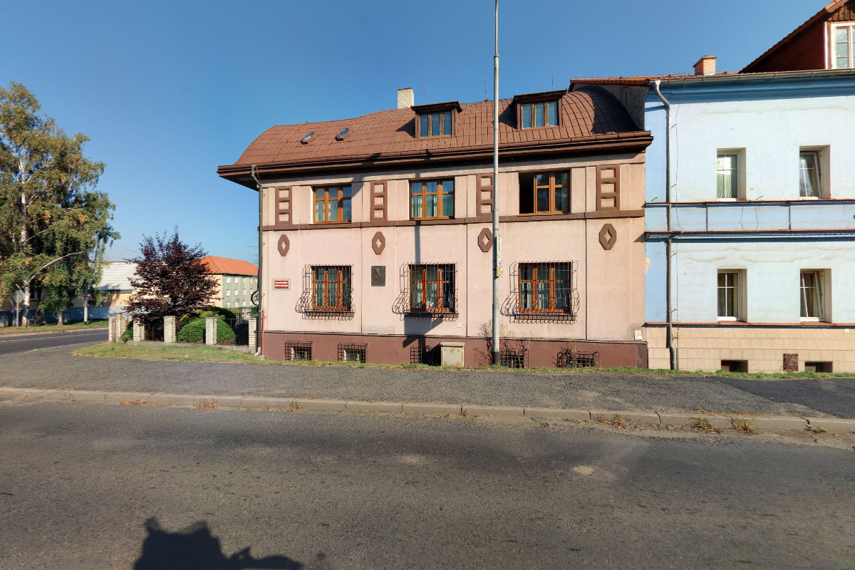 Lucie Niebauerová Waloschková