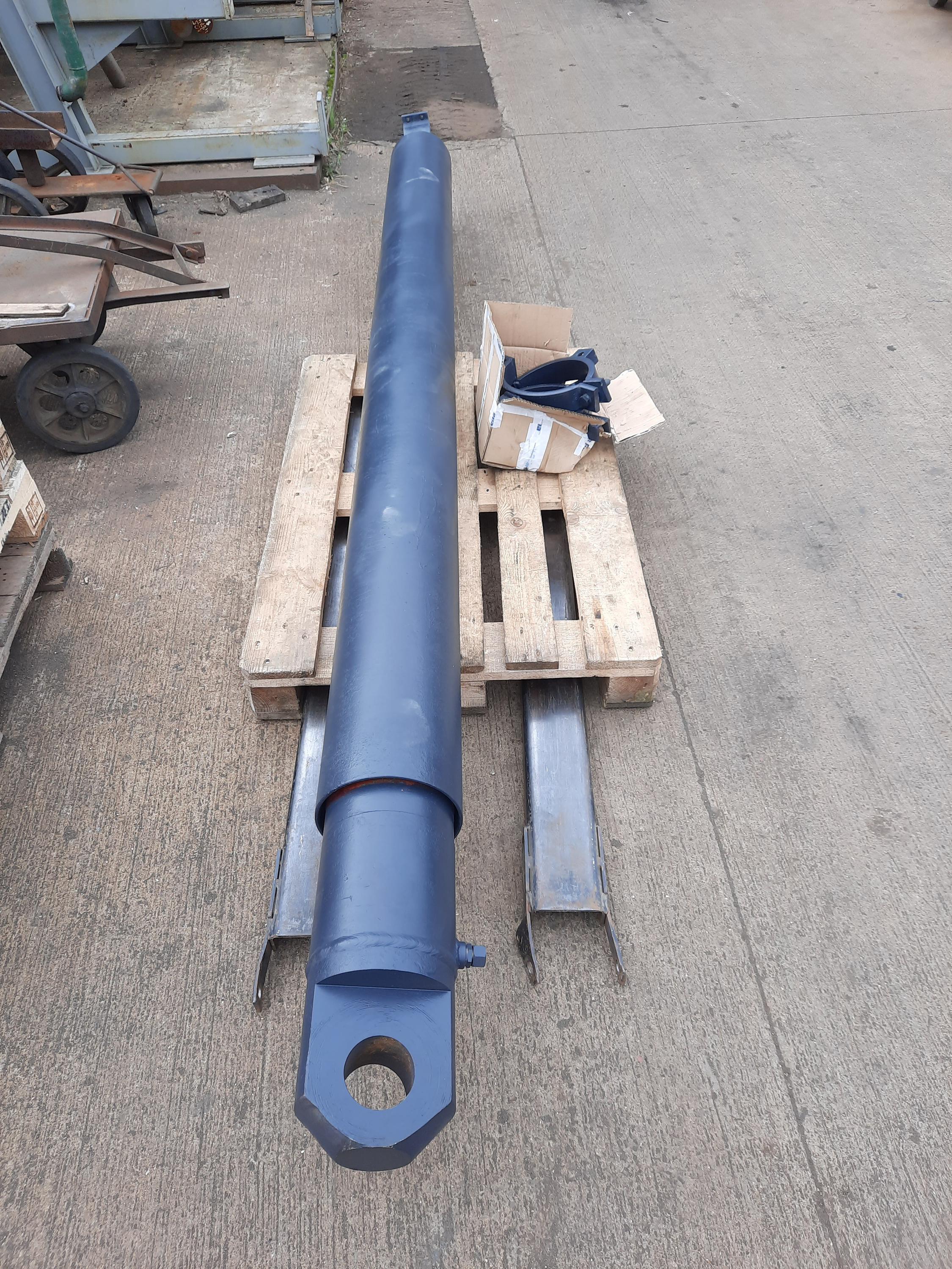 Tomáš Karlík - prodej a výroba těsnění, opravy hydraulických válců foto 3