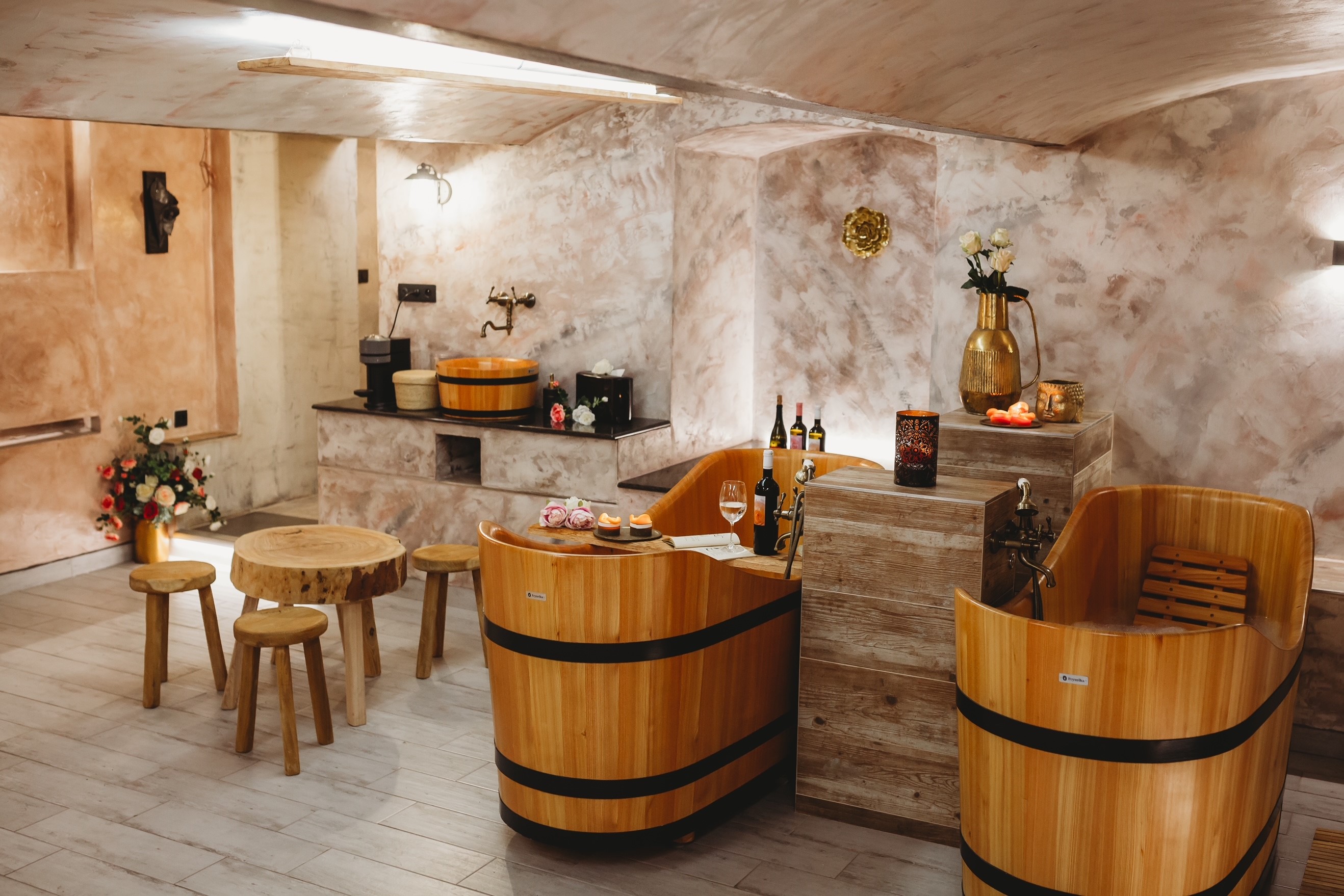 WELLNESS / LÁZNĚ BLATNÁ