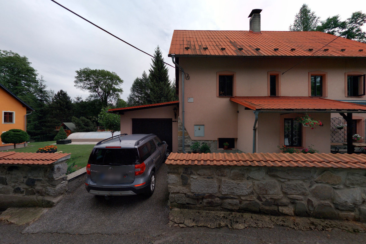 BITOP, veřejná obchodní společnost