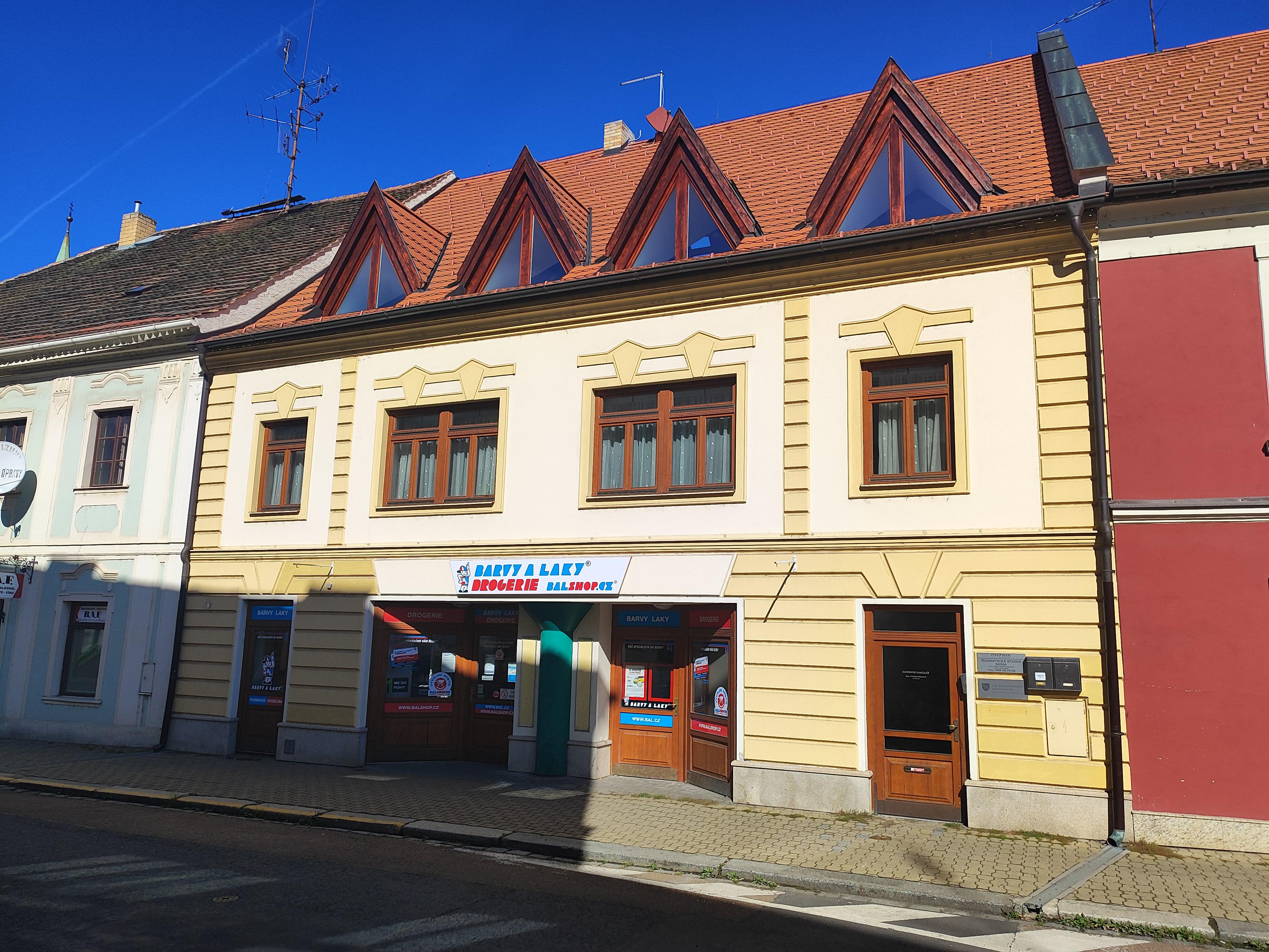 BARVY A LAKY DROGERIE foto 5