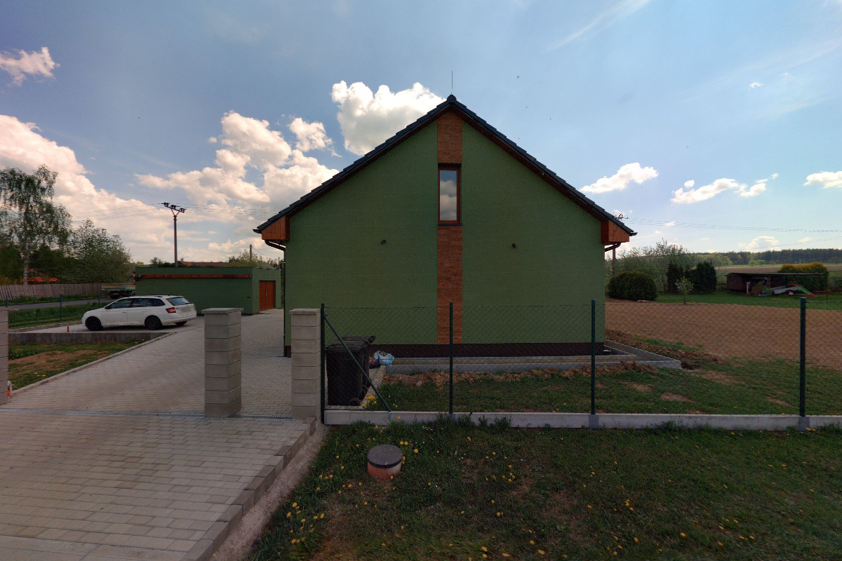 Nikola Valdhansová - Mobilní pedikúra a manikúra