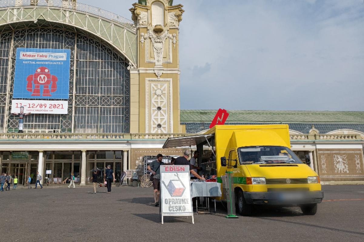 Baterkář - pojízdná prodejna a servis