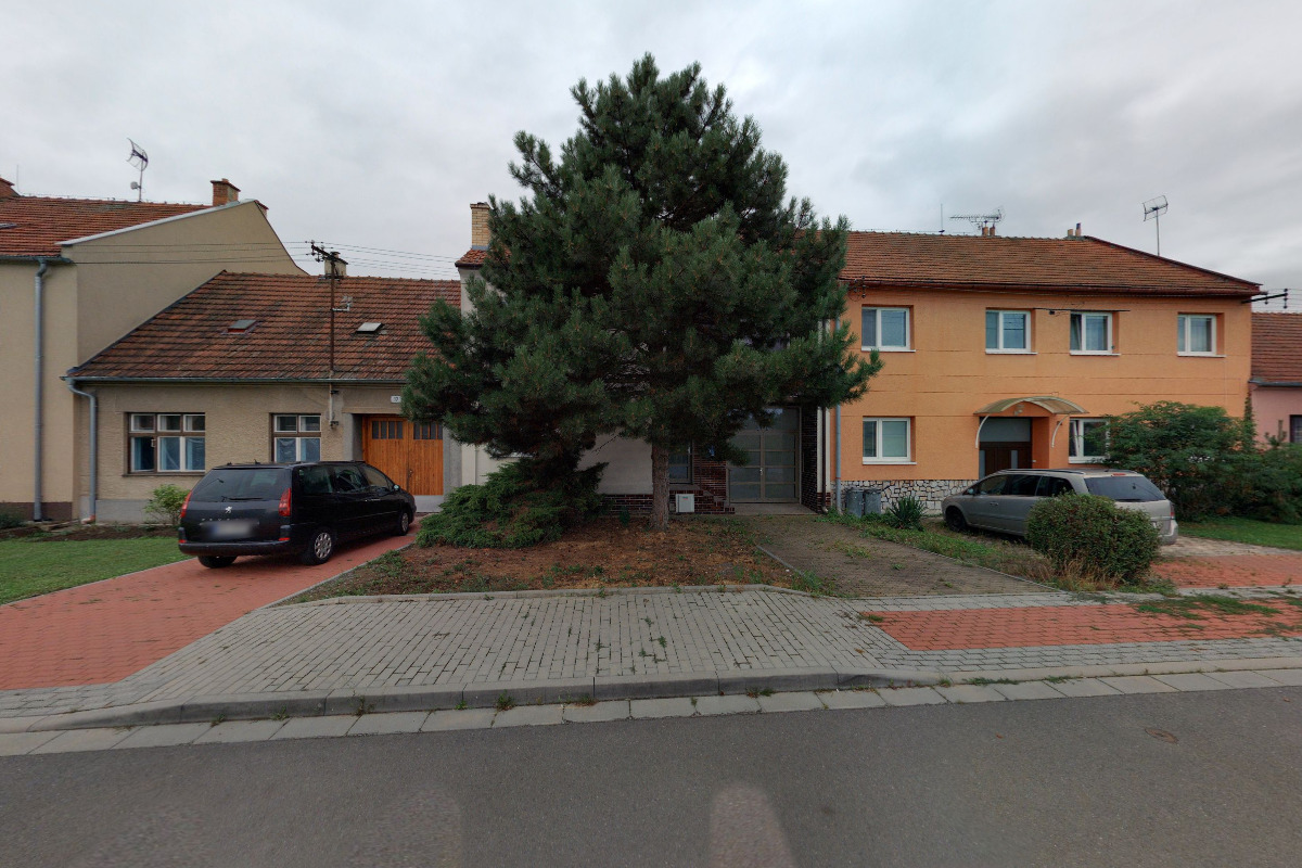 Petr Uvízl - realizace zahrad foto 2