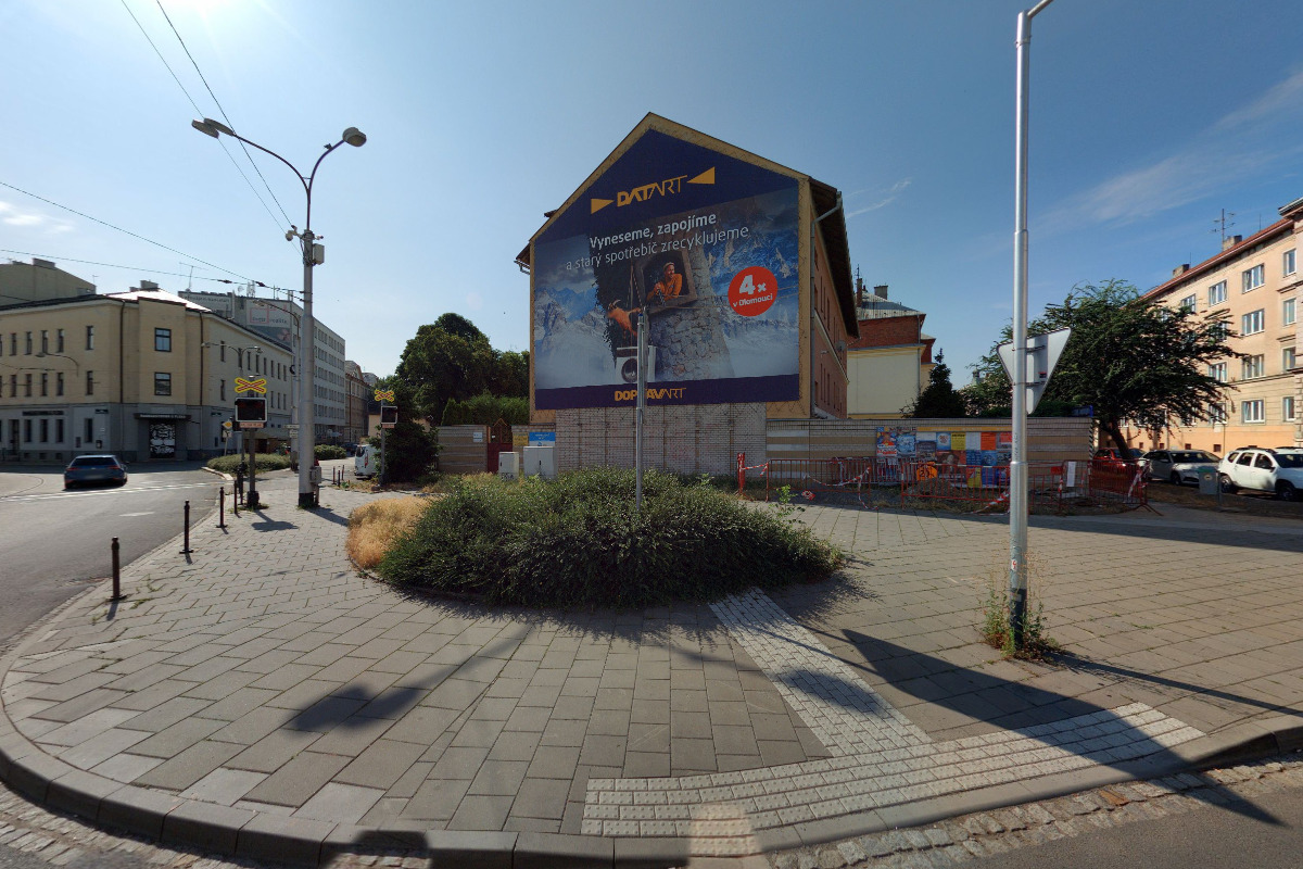 b 4 life finance, s.r.o.