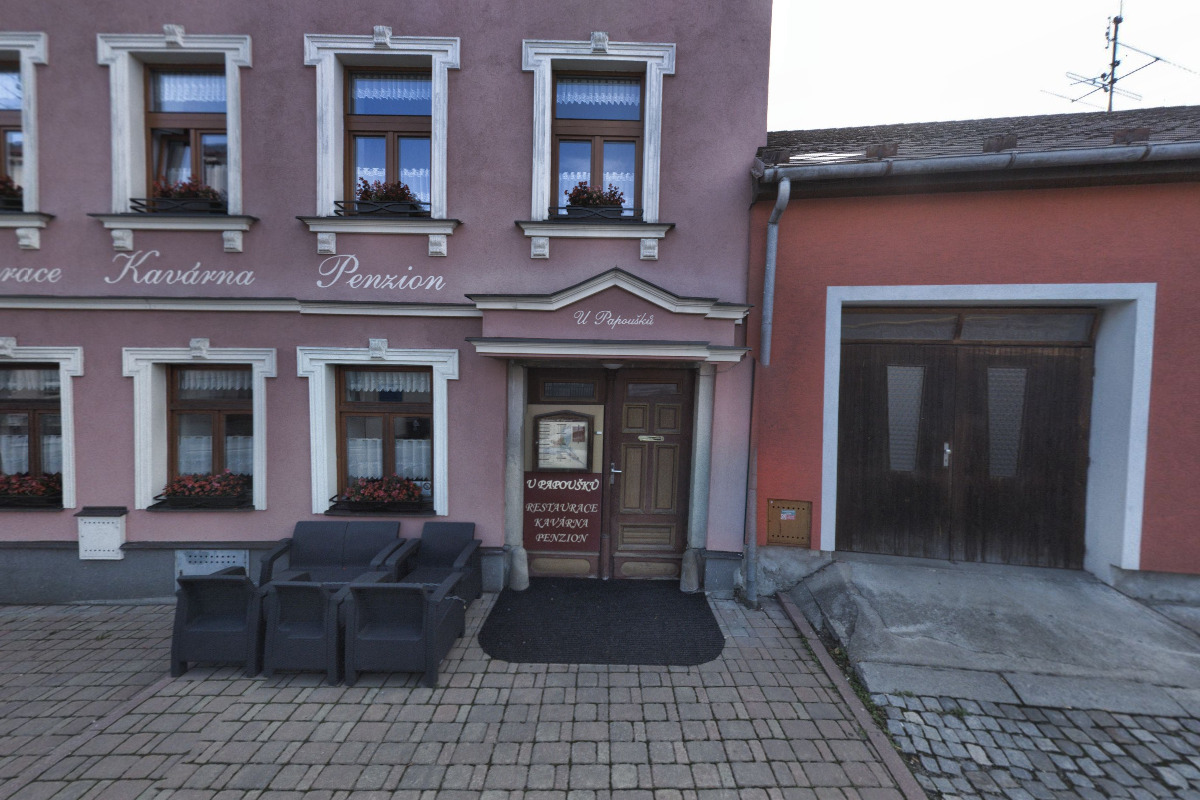 Restaurace U Papoušků