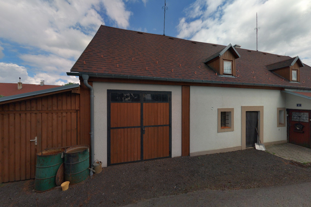 Zámečniství u zastávky