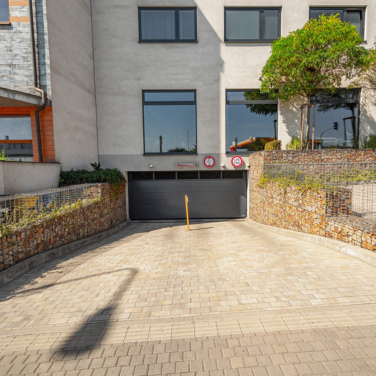 MR.PARKIT - Parking Residence Trafik -  Bohdalecká foto 4