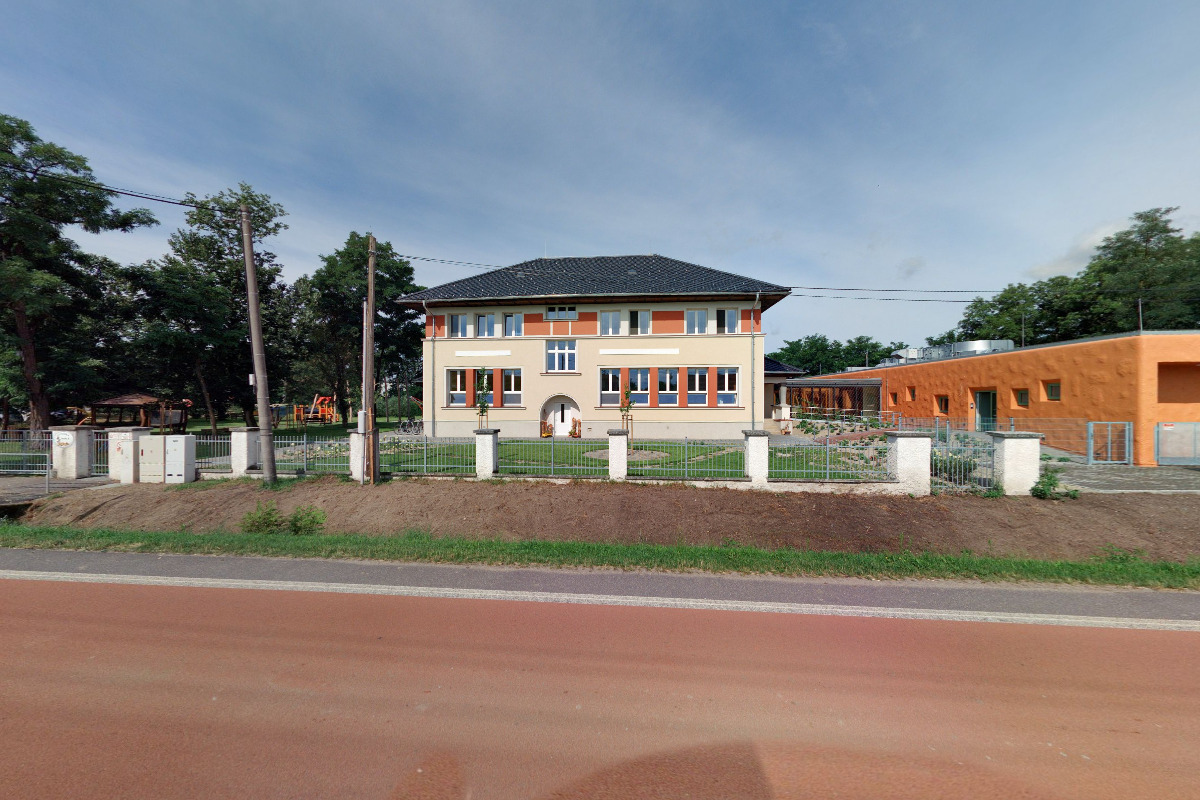 Základní škola a Mateřská škola, Hevlín