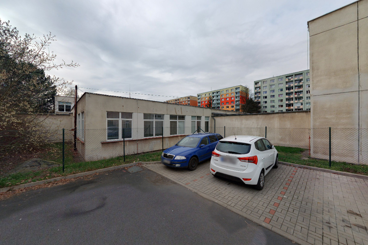 Základní škola a Mateřská škola Děčín XXVII, Kosmonautů 177