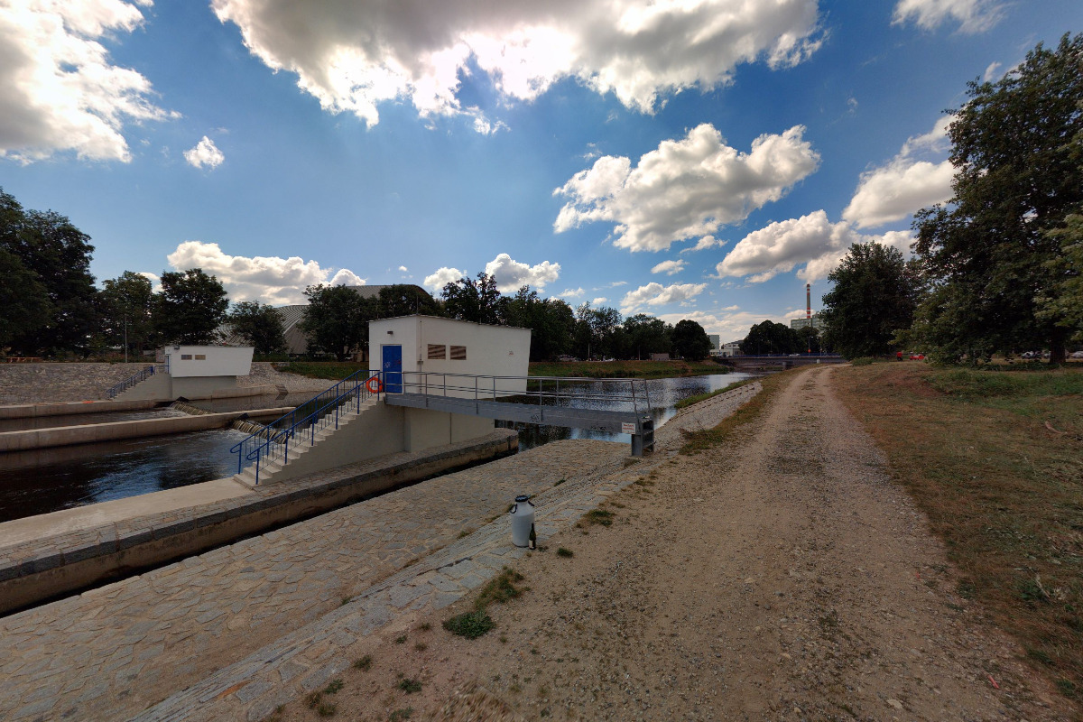 Lodní servis Strakonice - Nástupní místo na Křemelce foto 2