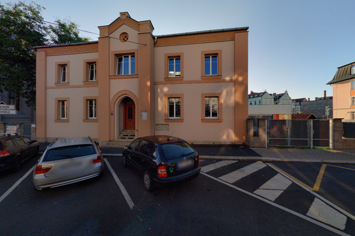 Farní sbor Českobratrské církve evangelické v Chebu foto 2