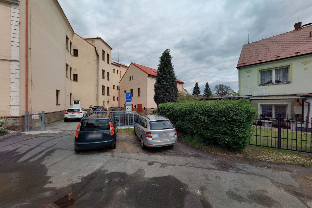 ZŠ a střední škola Karlovy Vary