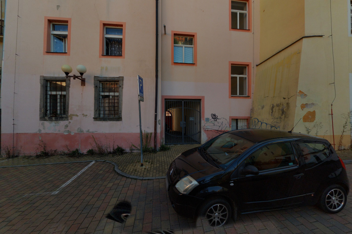 Zmrzlina náměstí Krále Jiřího z Poděbrad