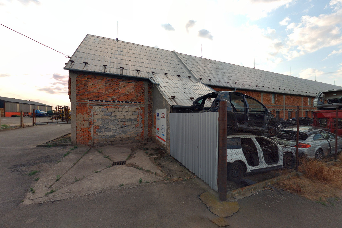 Autovrakoviště Peugeot a Citroën – Jiří Vaněk foto 5