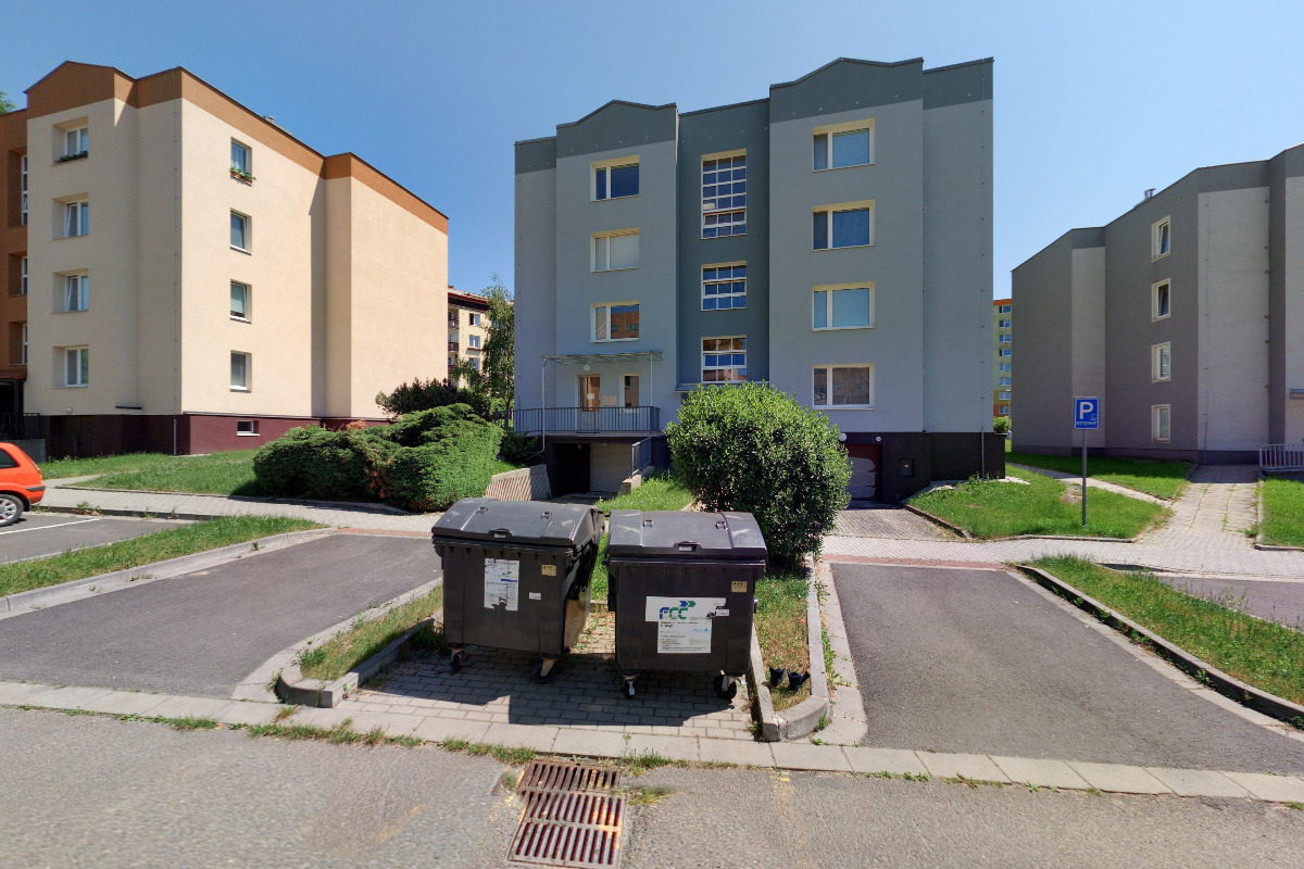 Yura & Leebor, s.r.o.