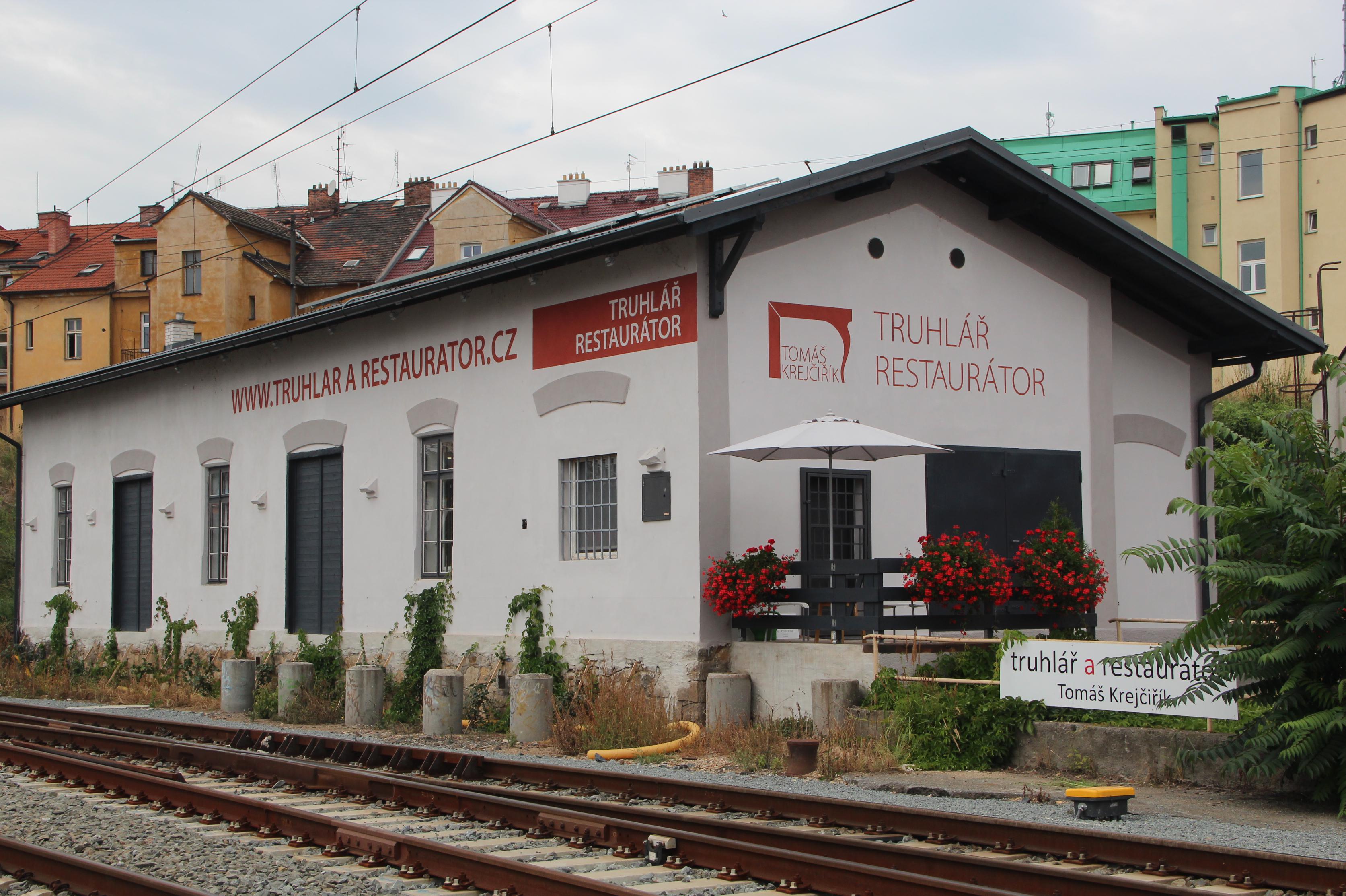 Truhlář a restaurátor Tomáš Krejčiřík