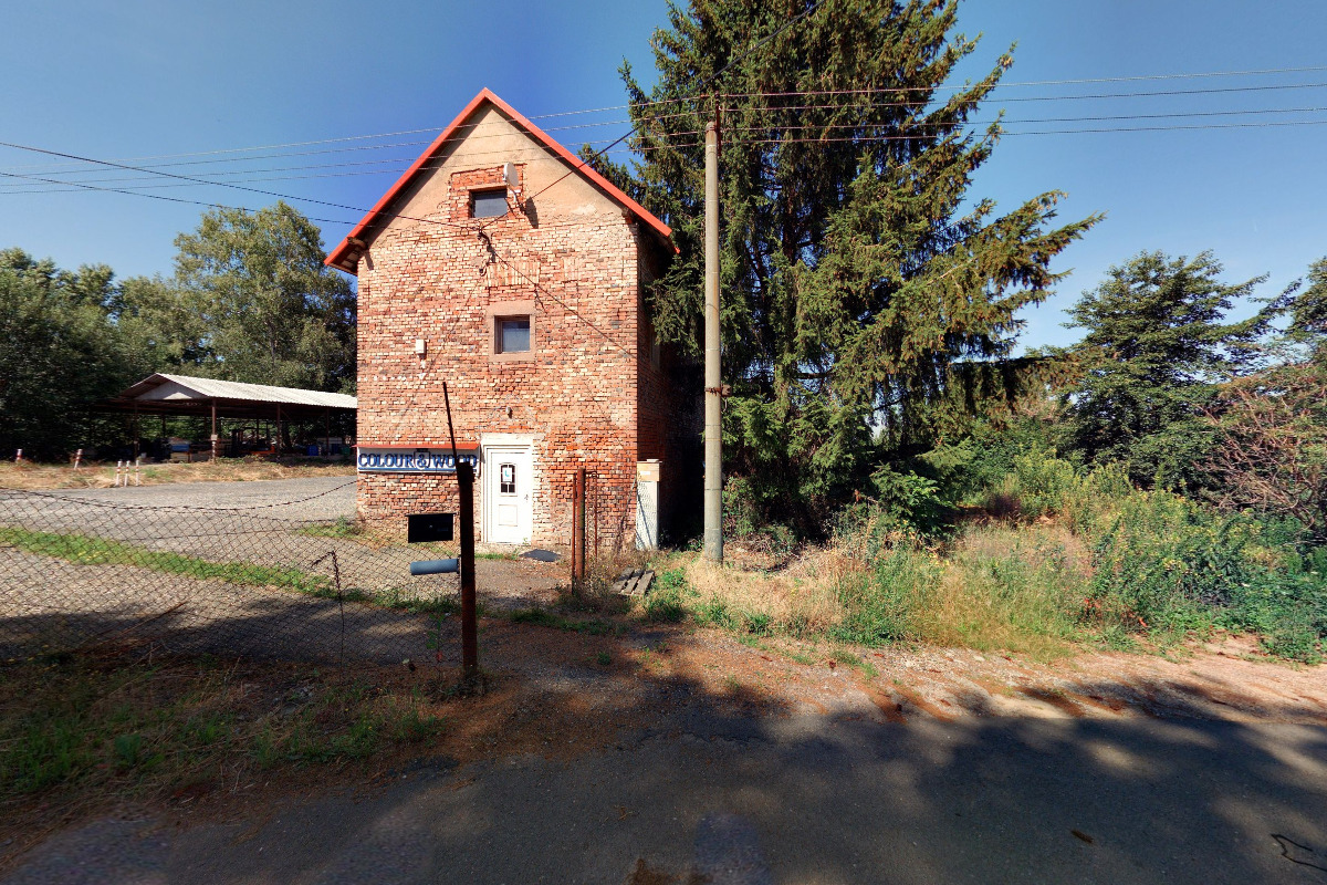 COLOUR & WOOD, s.r.o.