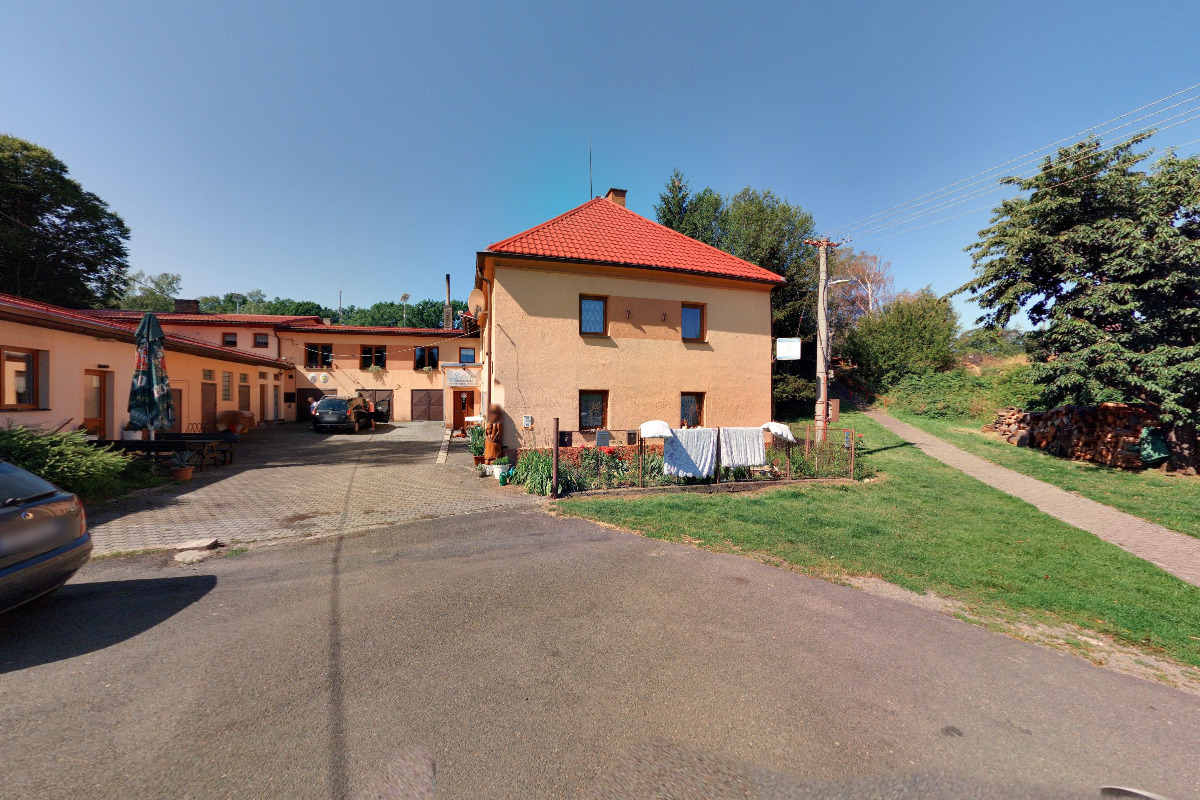 Bukovina u Přelouče - obecní úřad