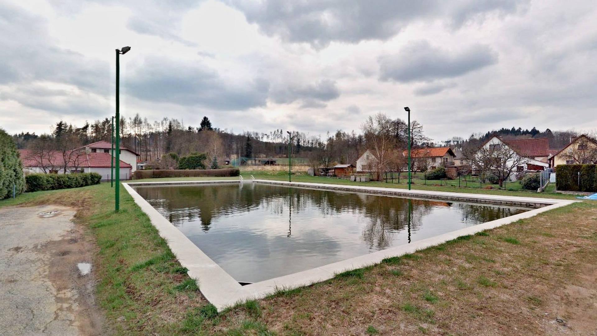 Koupaliště Řásná foto 2