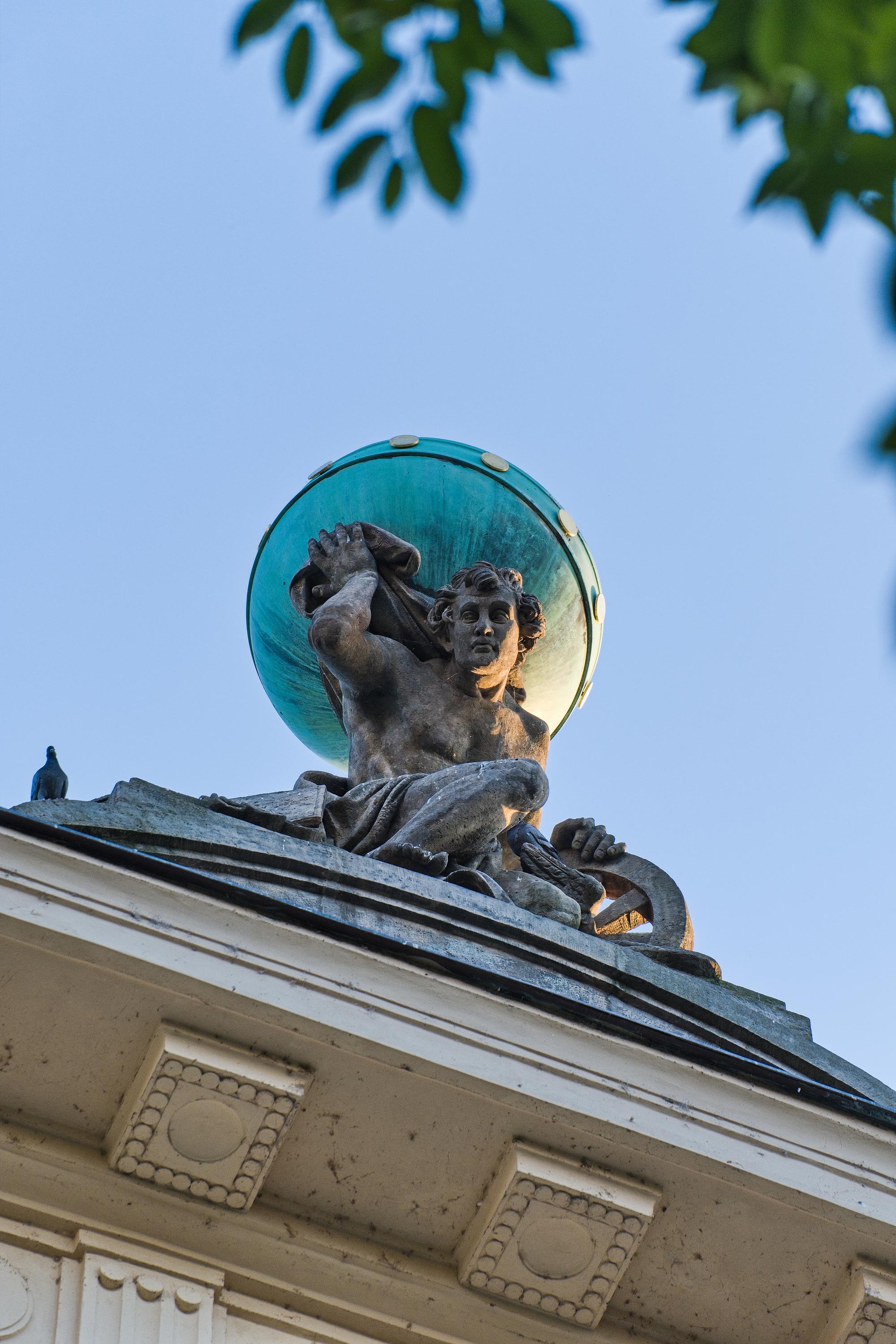 Univerzitní Knihovna Univerzity Hradec Králové foto 3