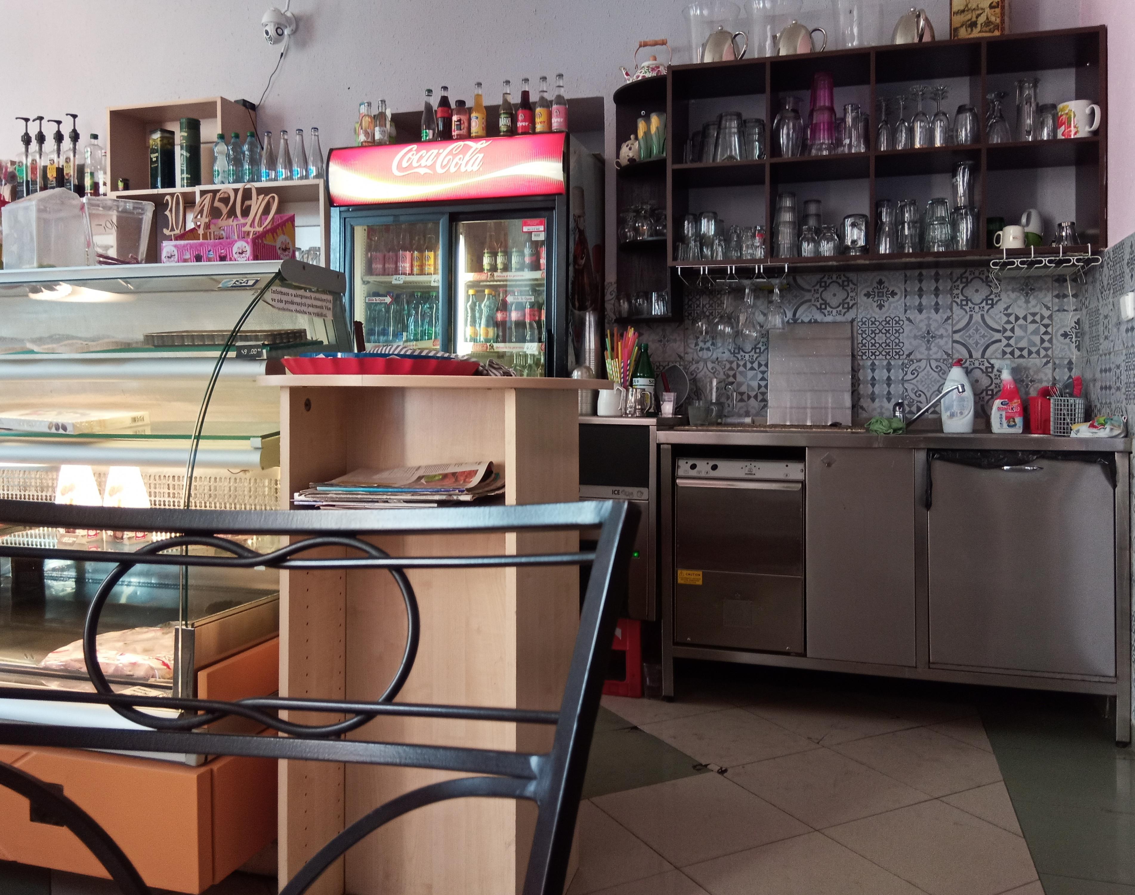 Národní kavárna a cukrárna foto 4