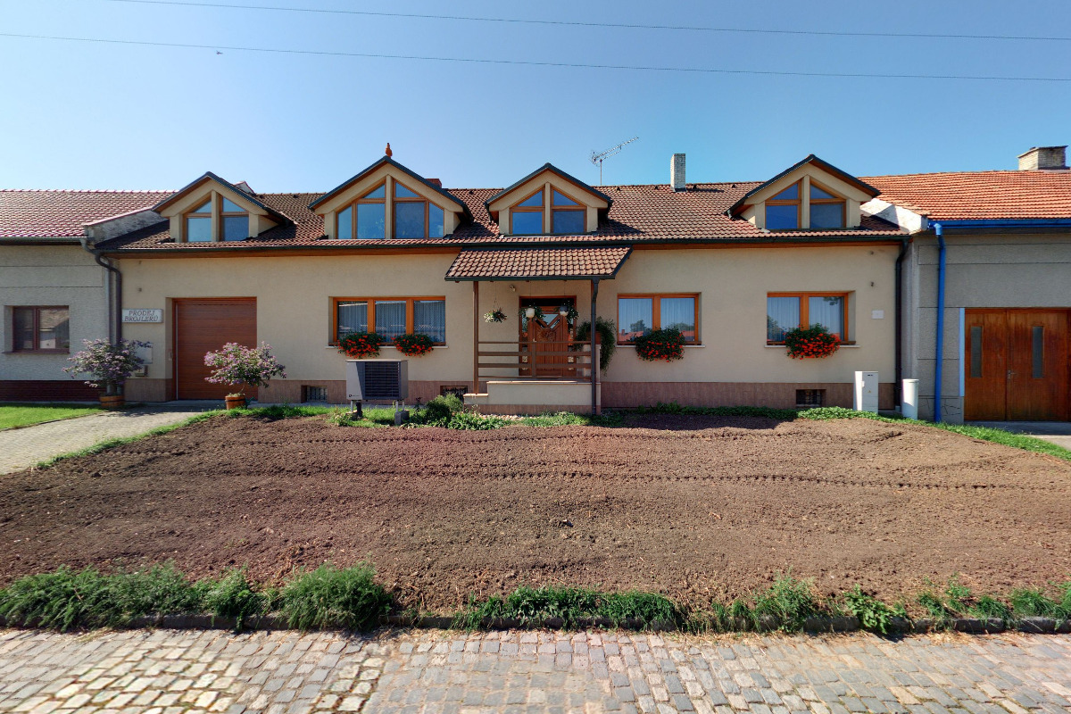 Rostislav Zajíc - chov brojlerů foto 1